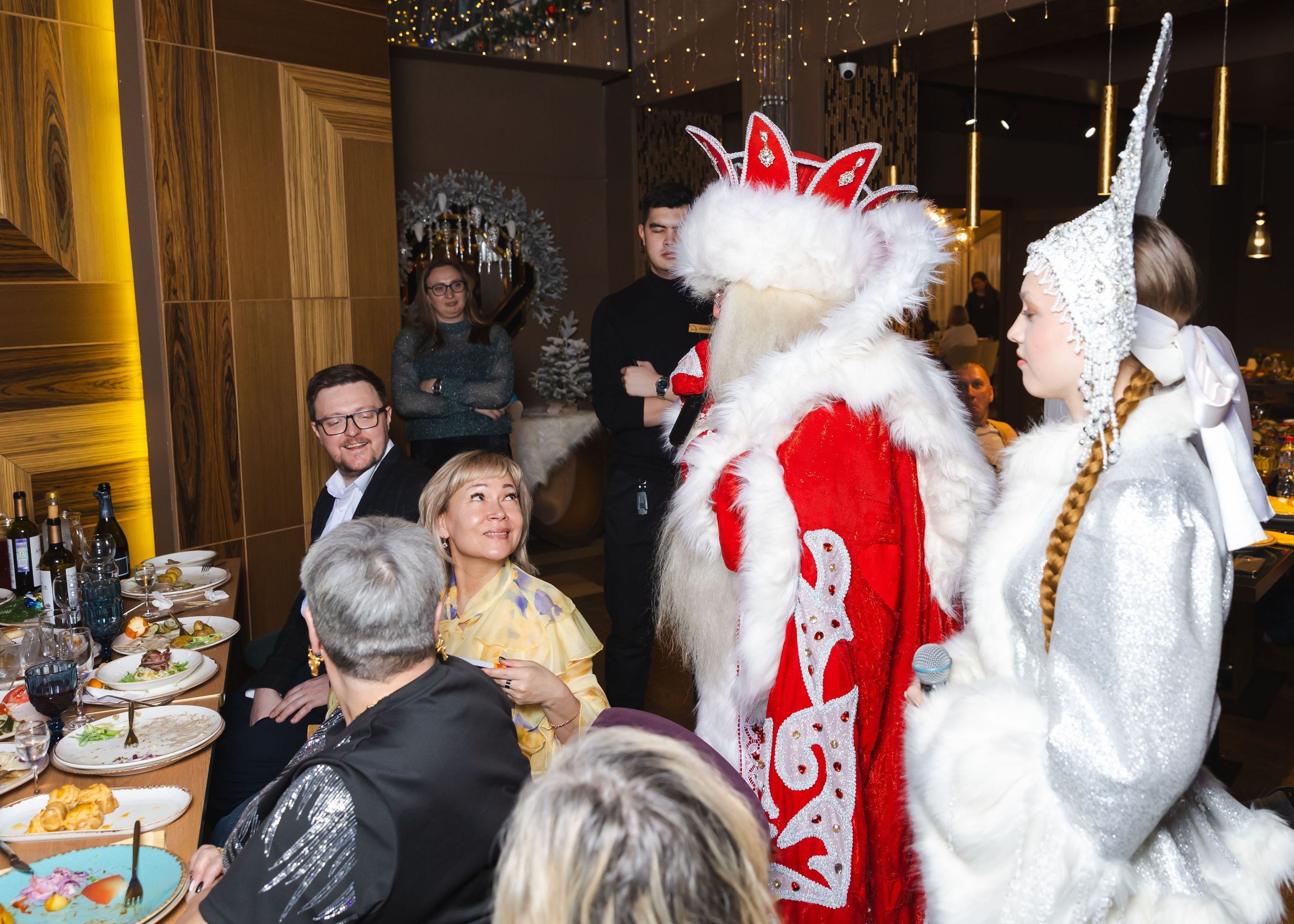 НОВОГОДНИЕ КОРПОРАТИВЫ. ФОТОГРАФ ВИНОГРАДОВА ДАРЬЯ