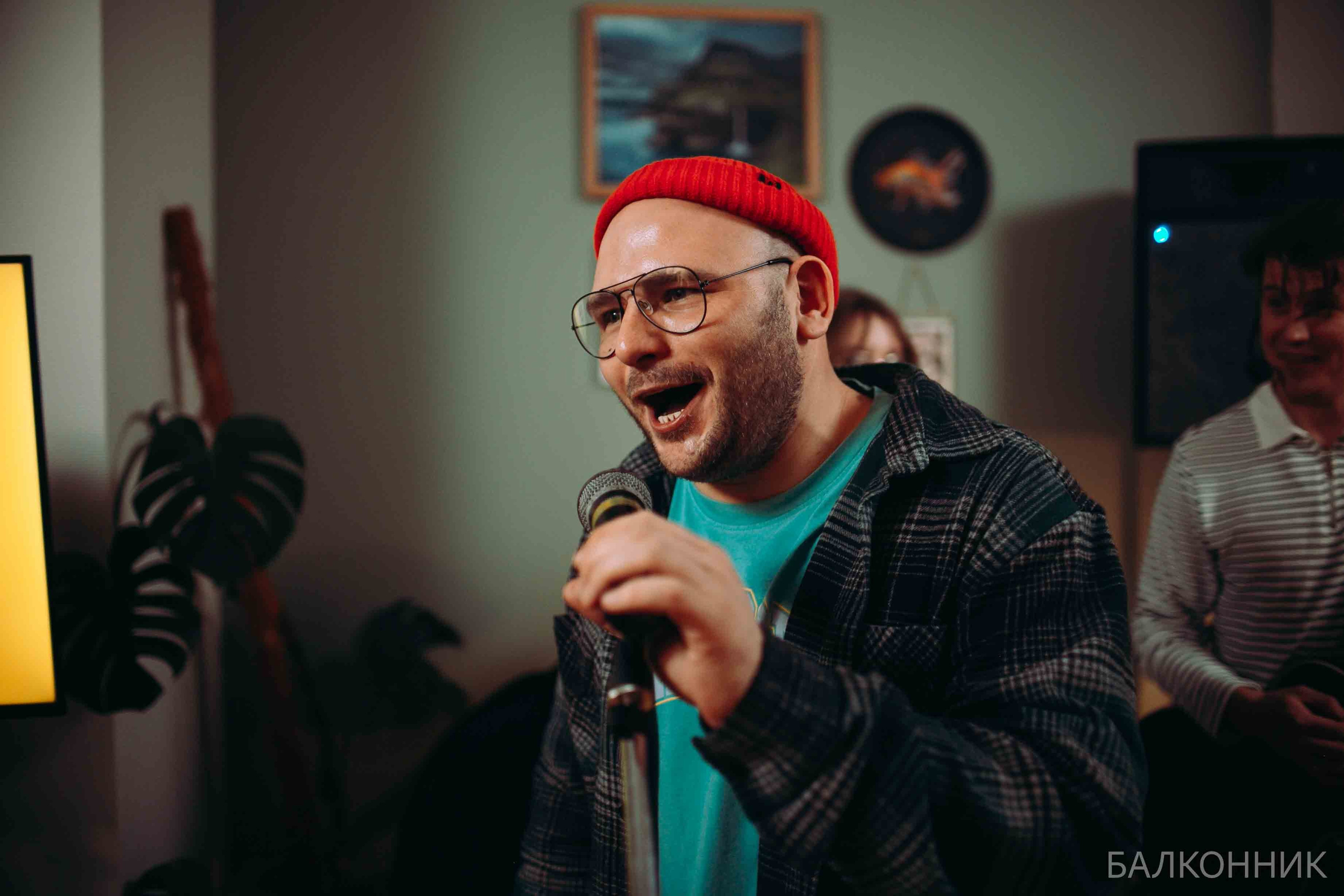 «Балконник». Ваш репортажный фотограф Артемий Антонов