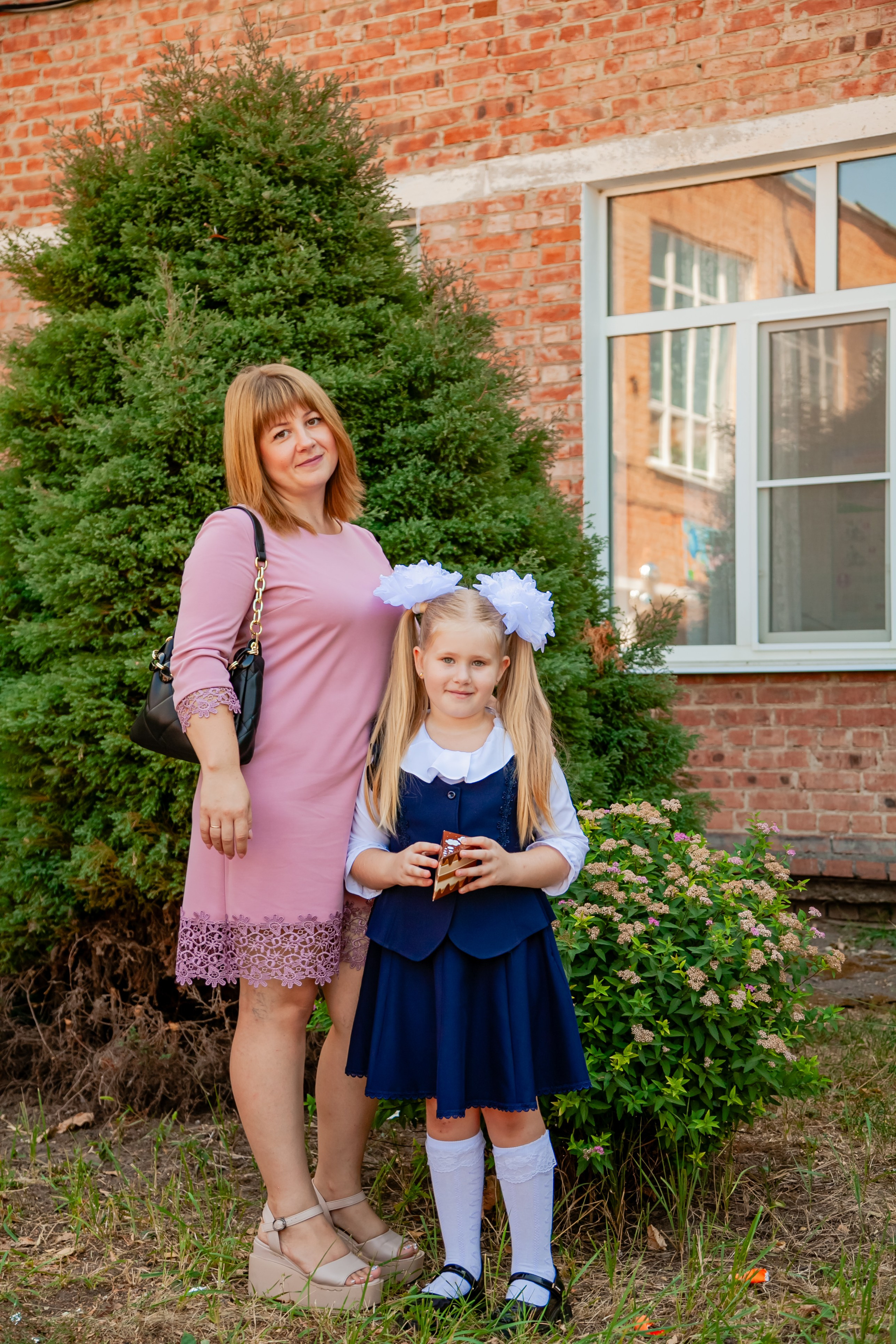 1 сентября линейка. Свадебный и семейный фотограф в Армавире