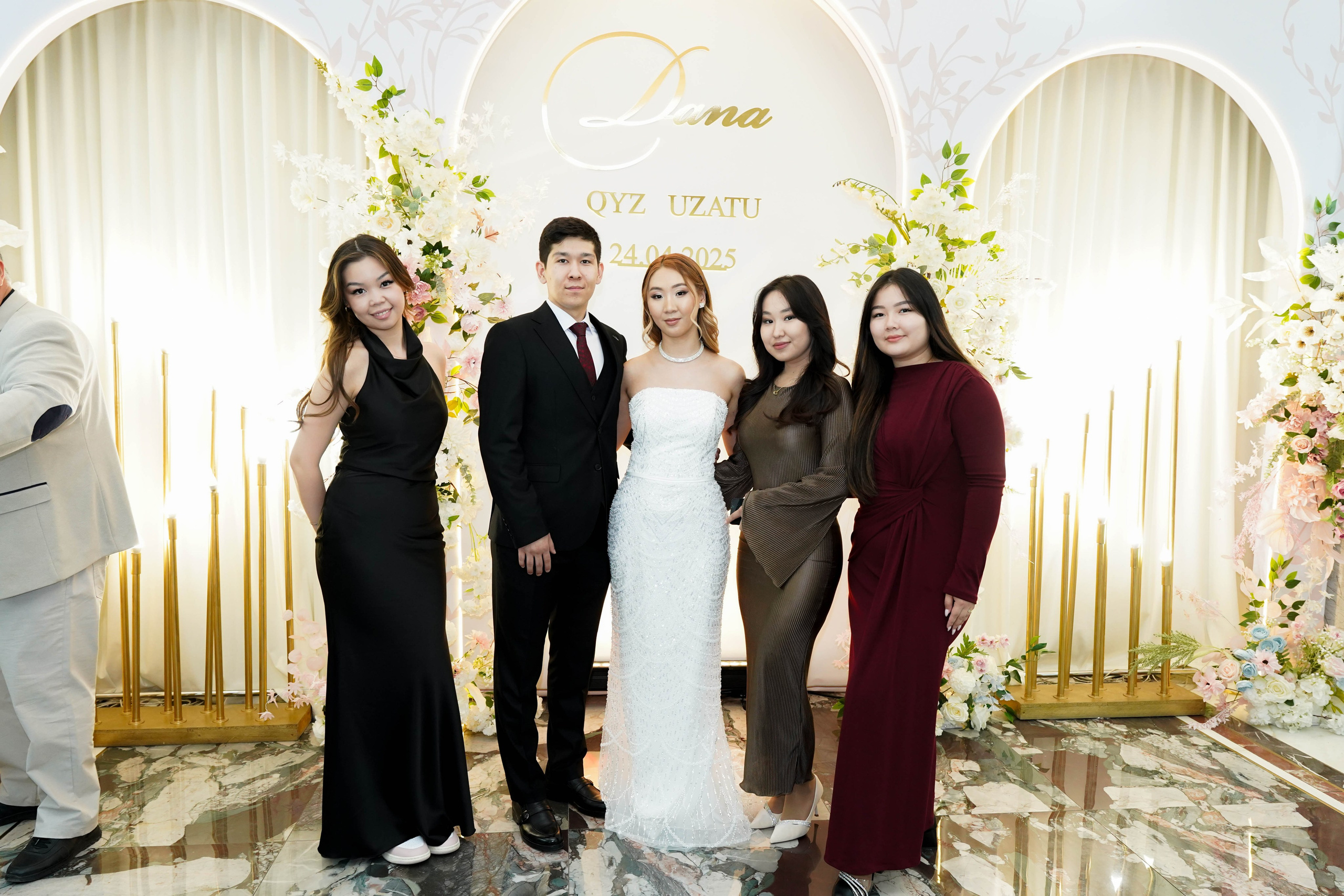 Dana uzatu. Фотограф Ернар Ержанов