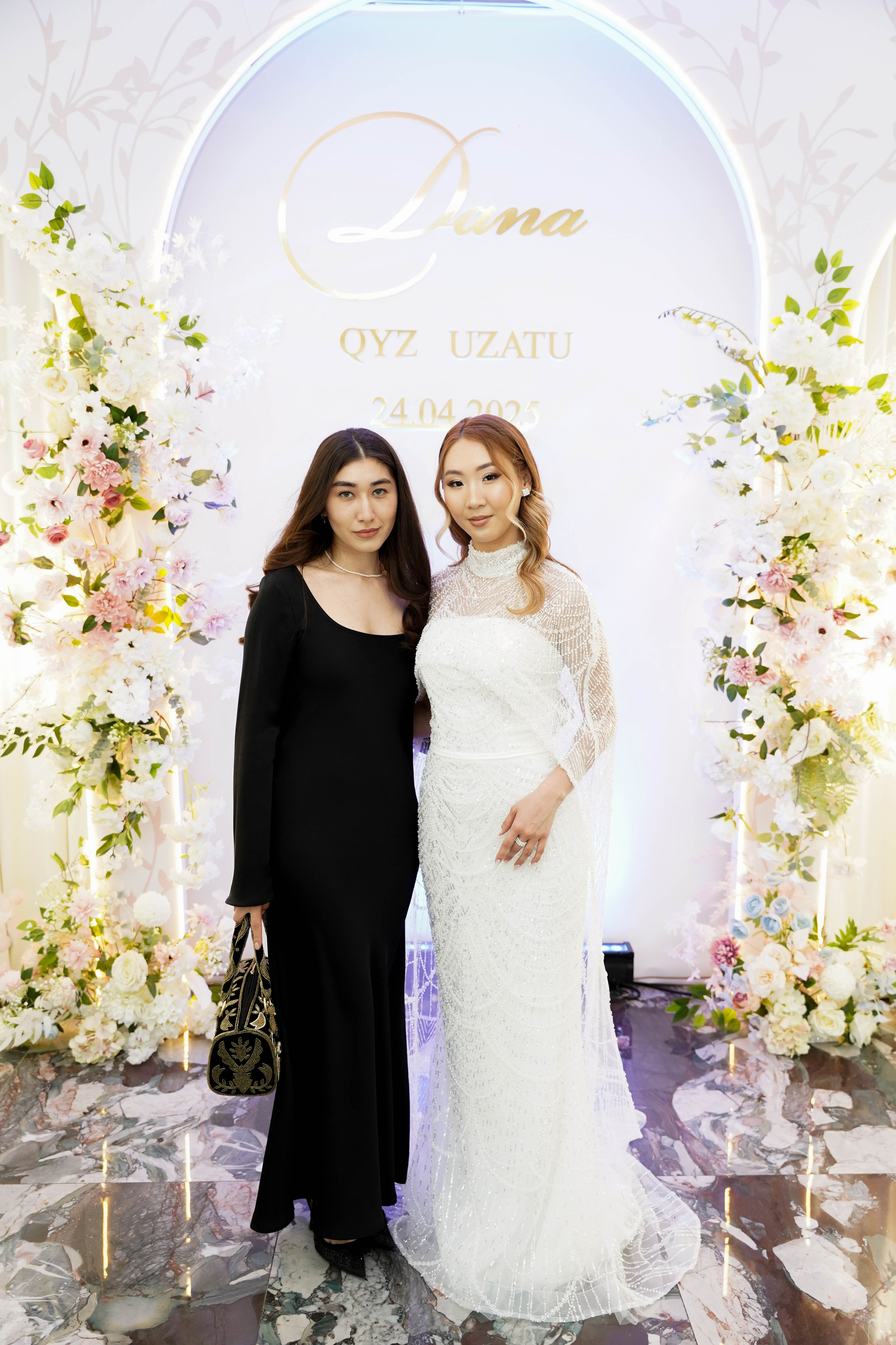 Dana uzatu. Фотограф Ернар Ержанов