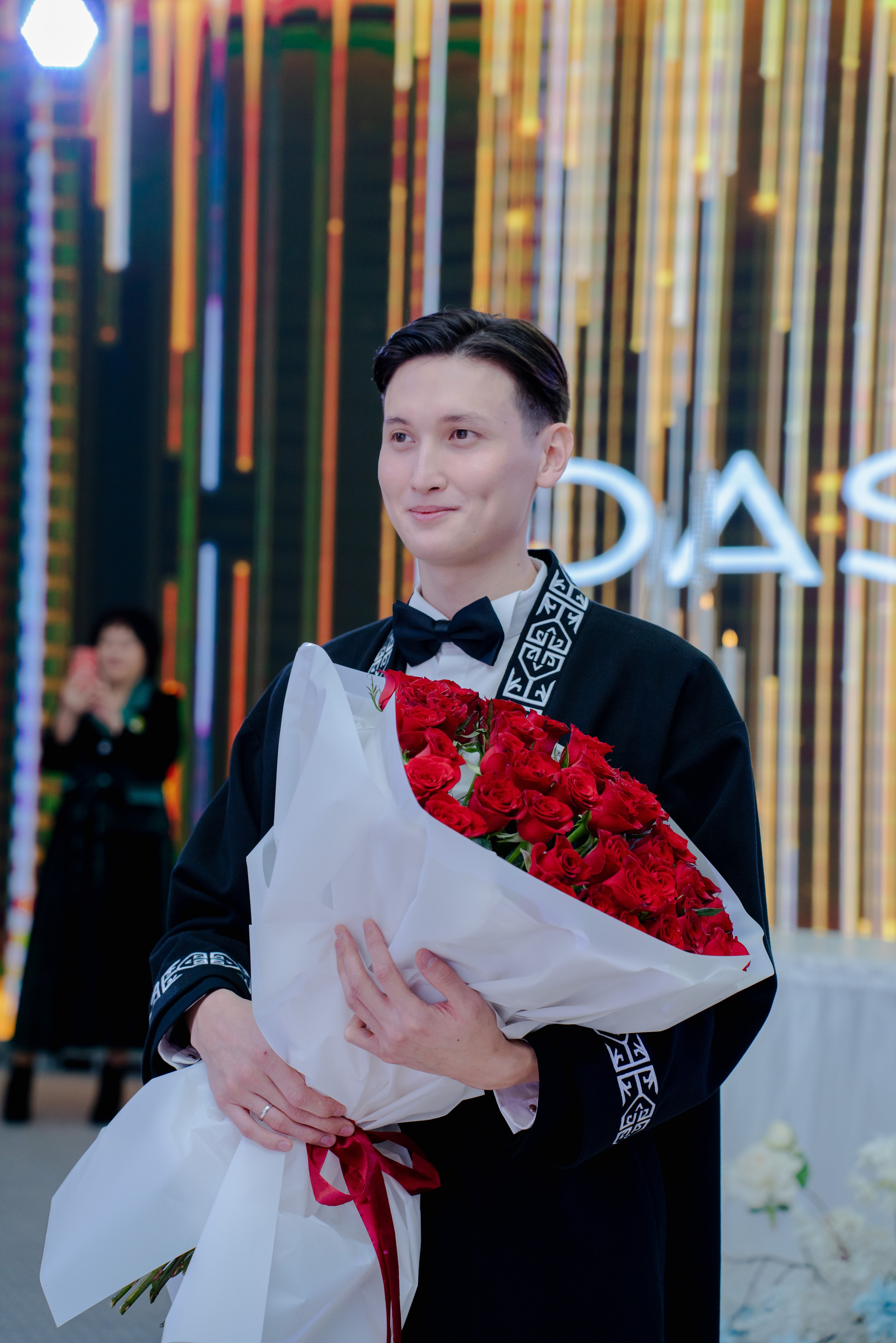 KAMILLA QYZ UZATU. Nomad media