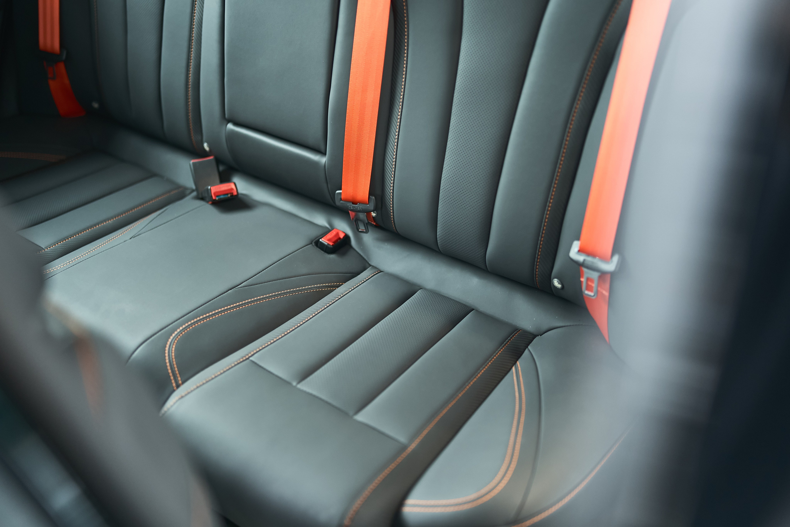 Автосалон «Боравто». Фотограф Олег Сотник