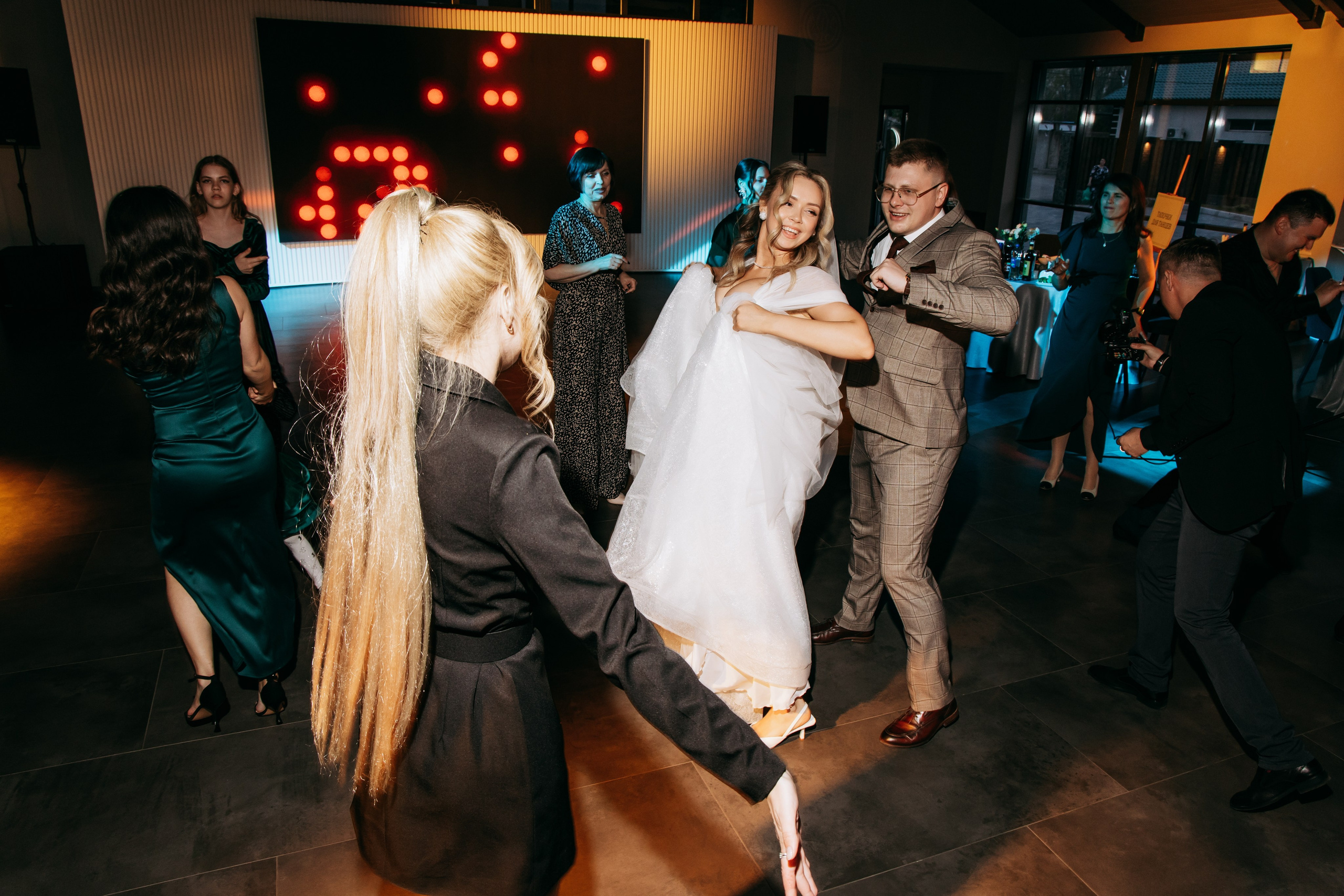 Максим и Карина. Фотограф в Омске Валерия Крячко