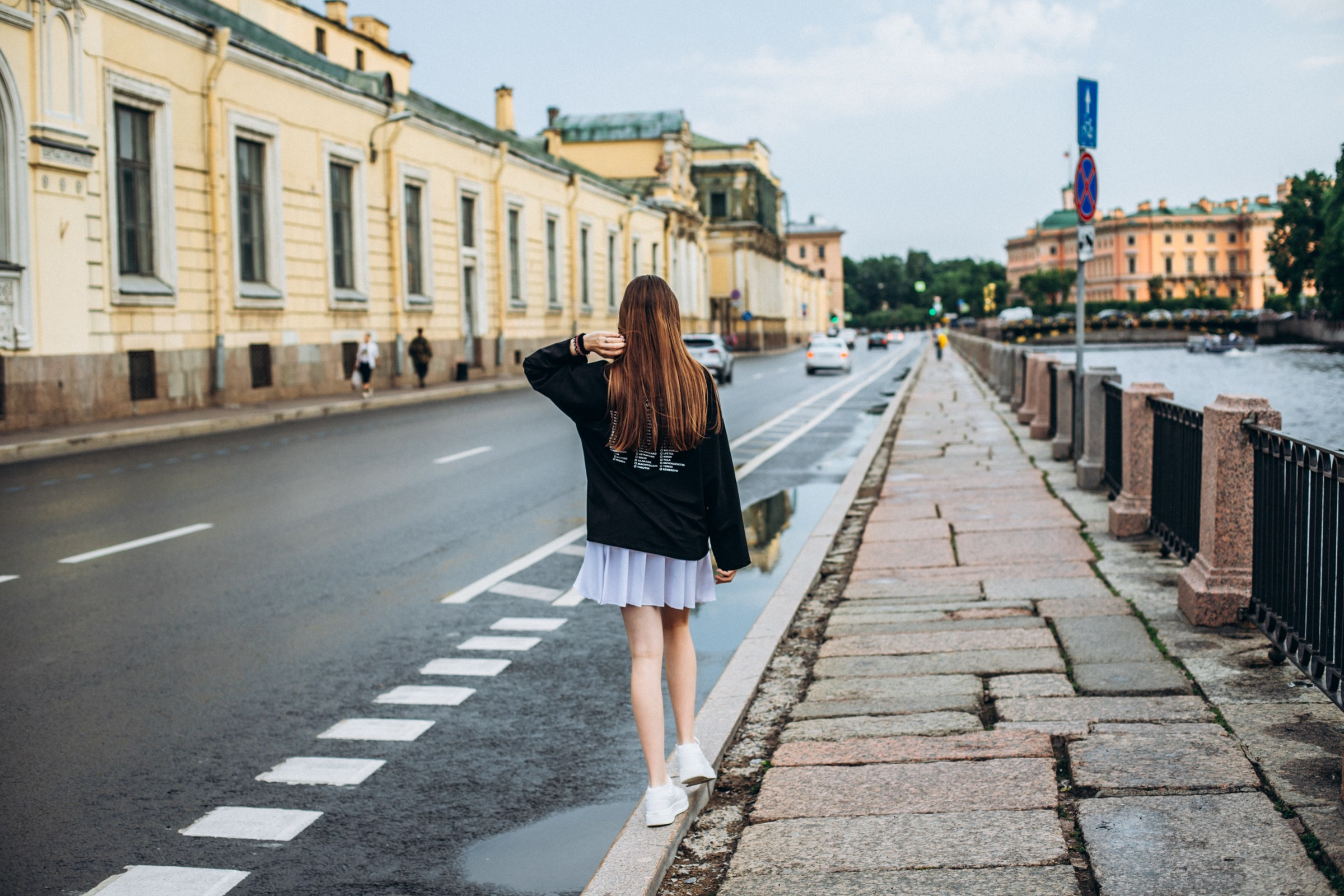 Наталья и Дарья в июле. Фотопрогулка в Петербурге. Индивидуальный и семейный фотограф в Санкт-Петербурге