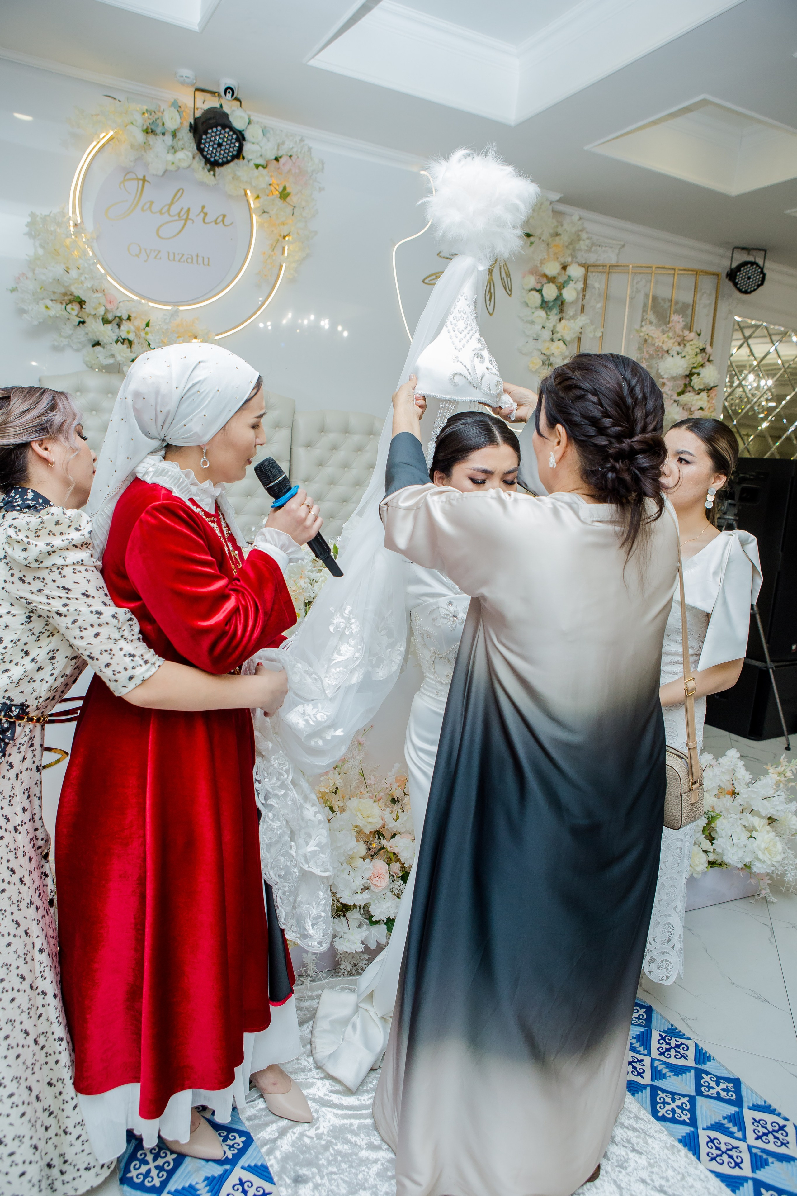 QYZ UZATU ZHADYRA. Свадебный и репортажный фотограф в Астане T.Yertay «Nomad media»