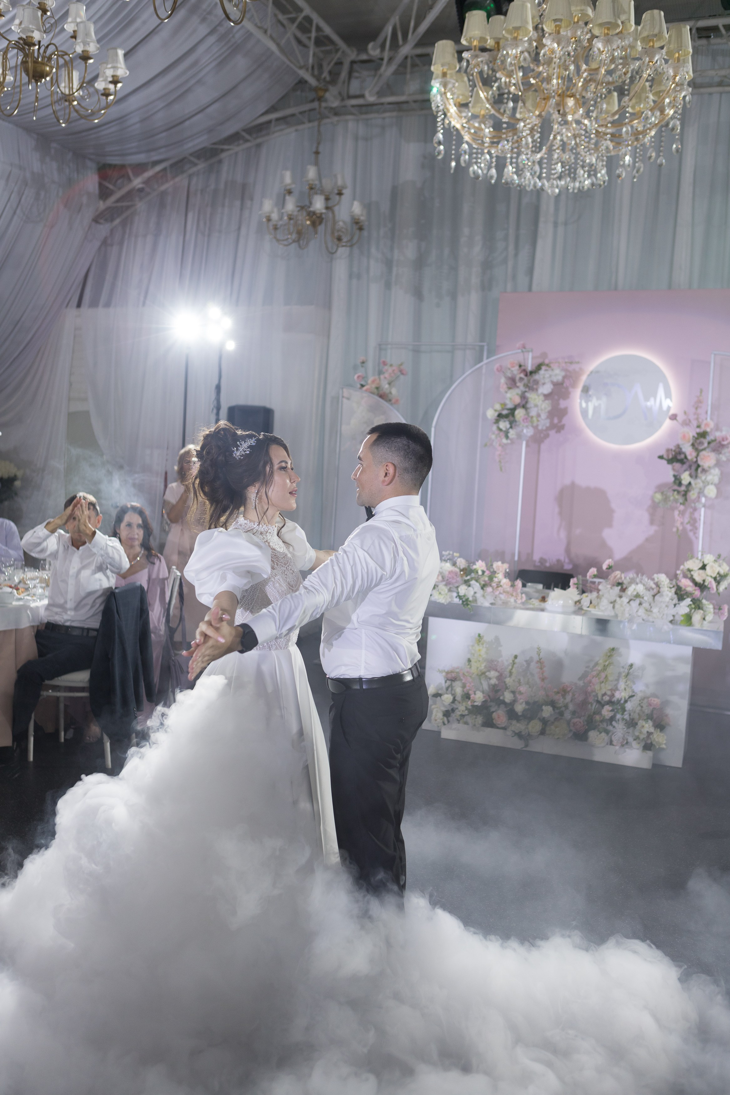 Свадебный фотограф Уфа — Руслан ГабдлисламовЖивые эмоции, красивые кадры, воспоминания на всю жизнь.Работаю по всей Республике Башкортоста. Свадебный фотограф Уфа Руслан Габдлисламов