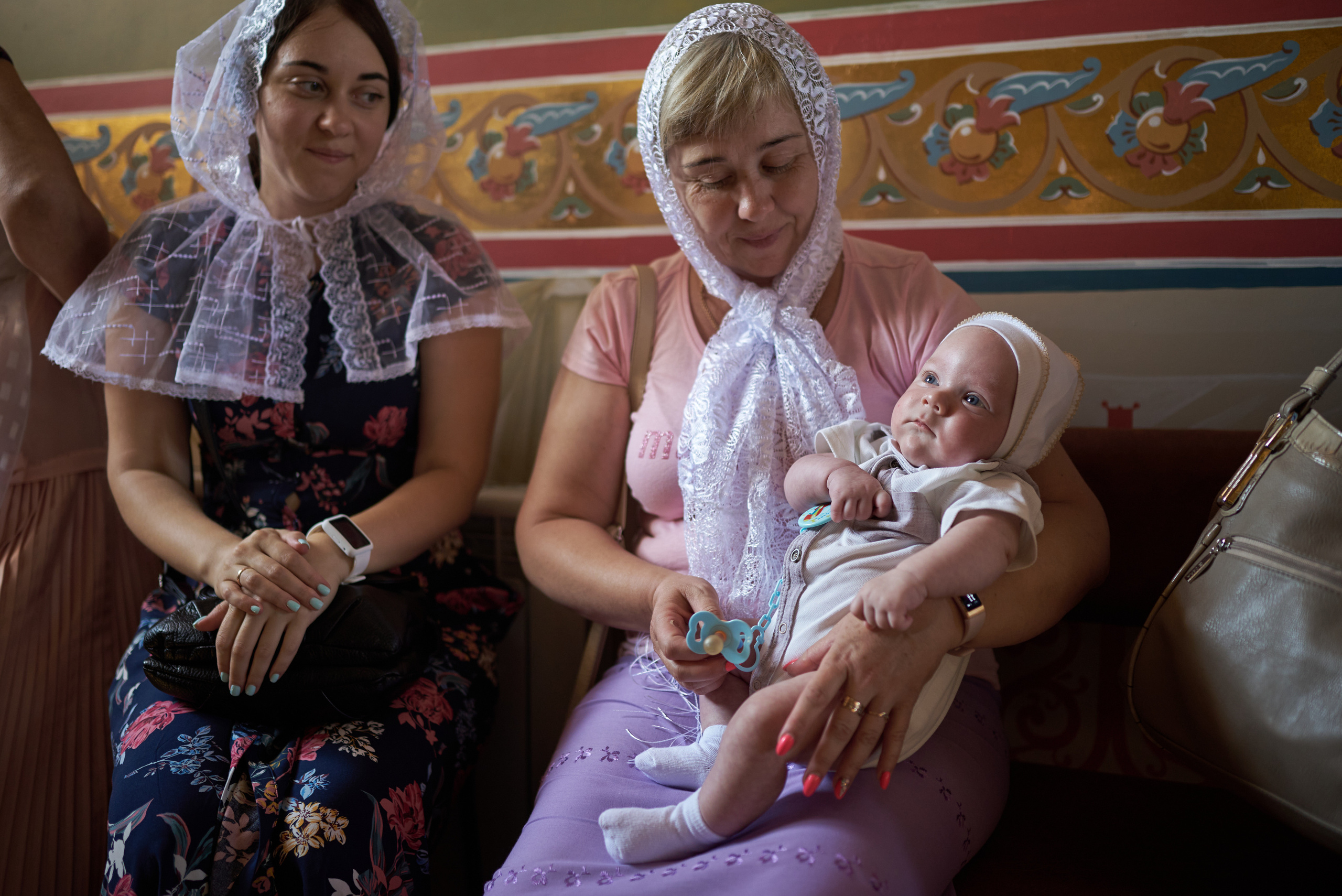 Фотограф на крещение, найти фотографа, Старый Оскол, хочу фотографа. Профессиональный фотограф Старый Оскол, Губкин — свадьба, венчание, крещение, юбилей и день рождения