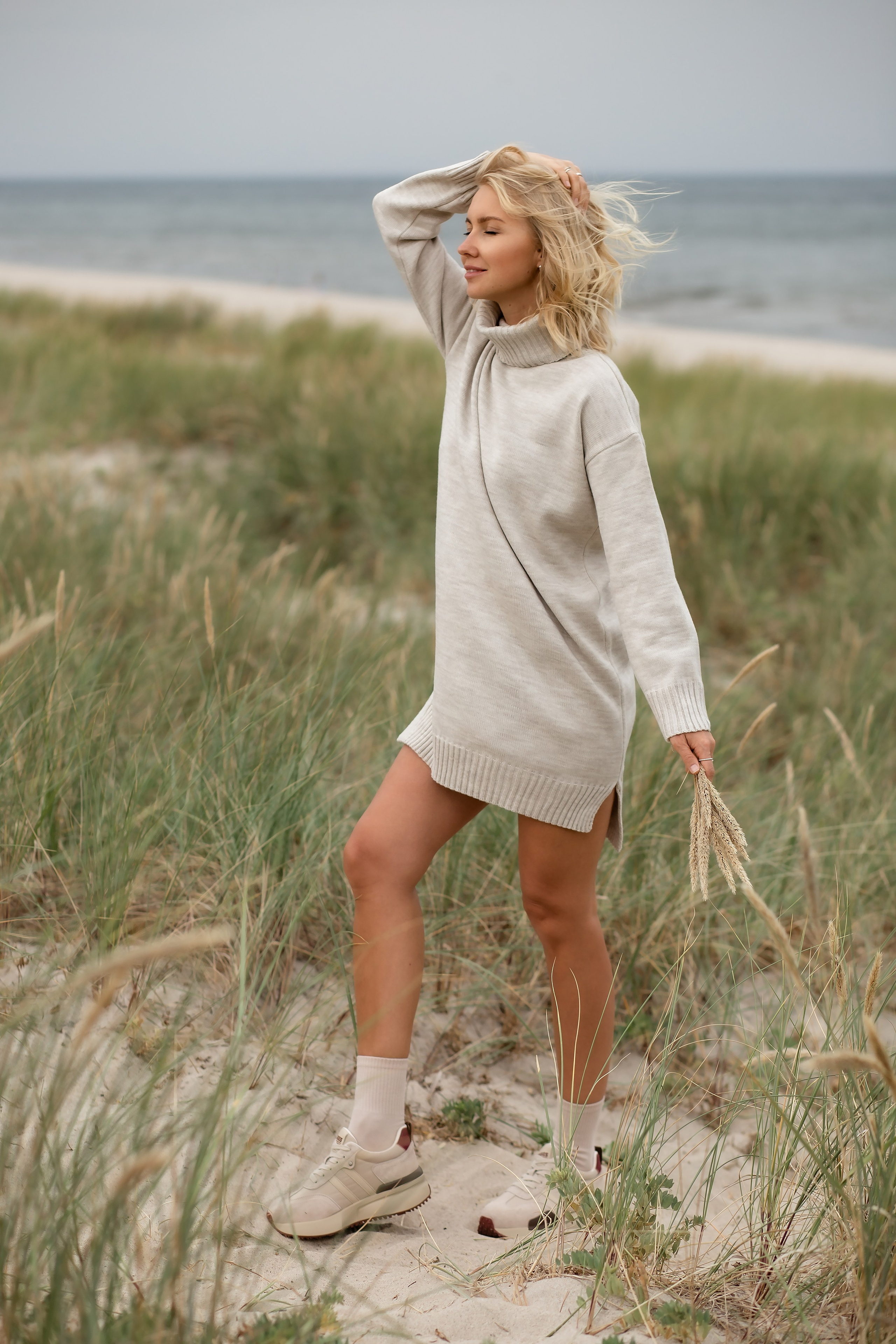 Вера в Янтарном. Перед дождем. Фотограф в Калининграде Решетникова Алина