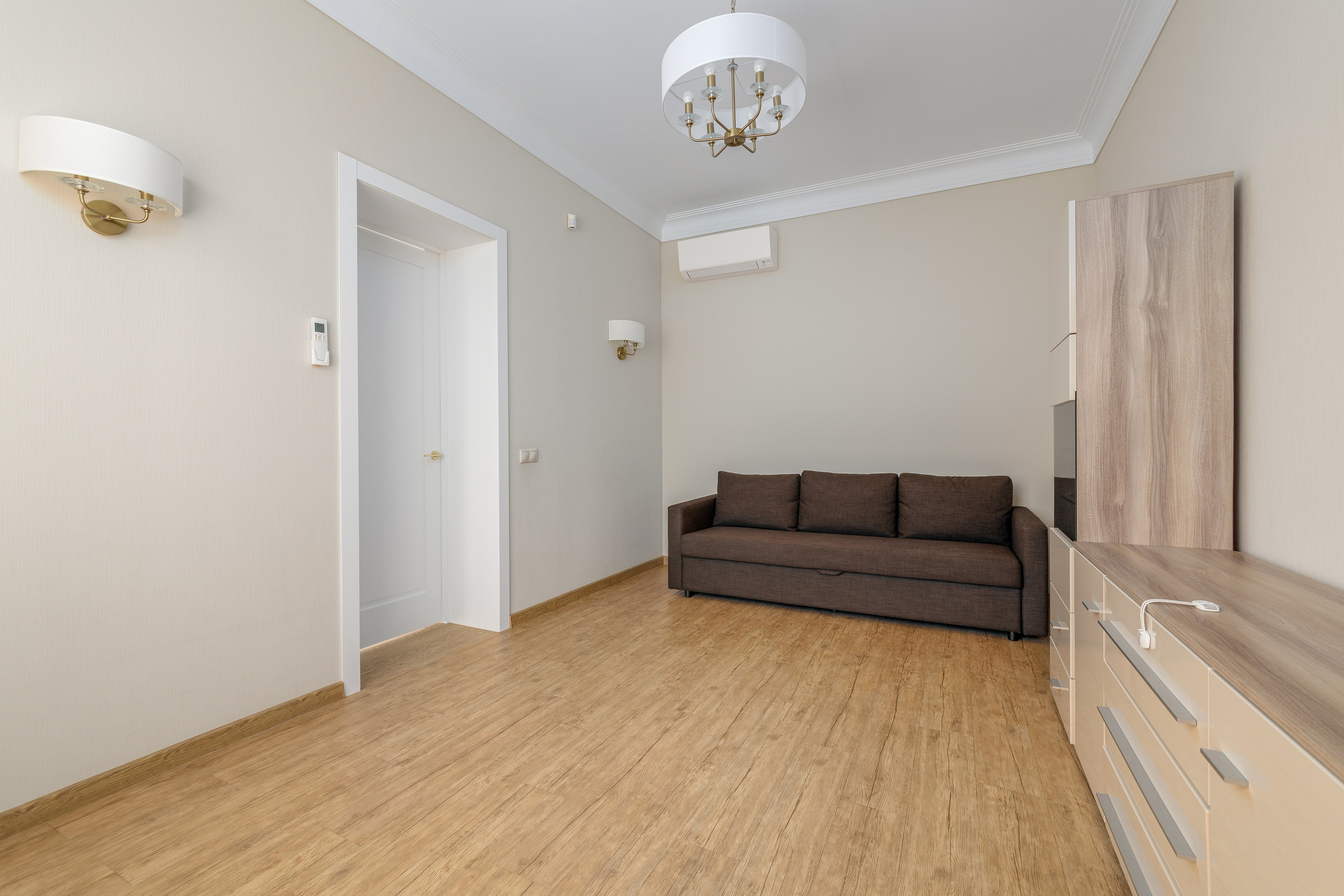 Трёхкомнатная квартира, Морской пр-кт