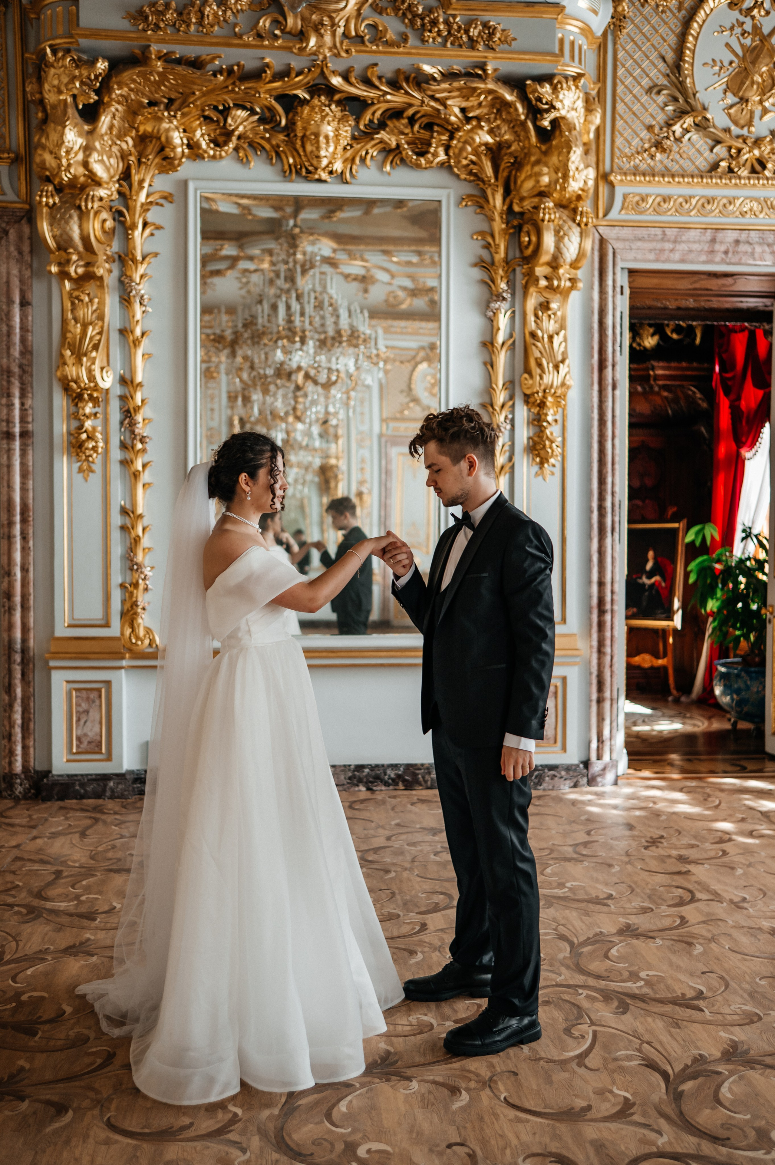 Wedding «Вased on the story». Свадебные фотограф и видеограф Наталья и Анатолий Новиковы СПб