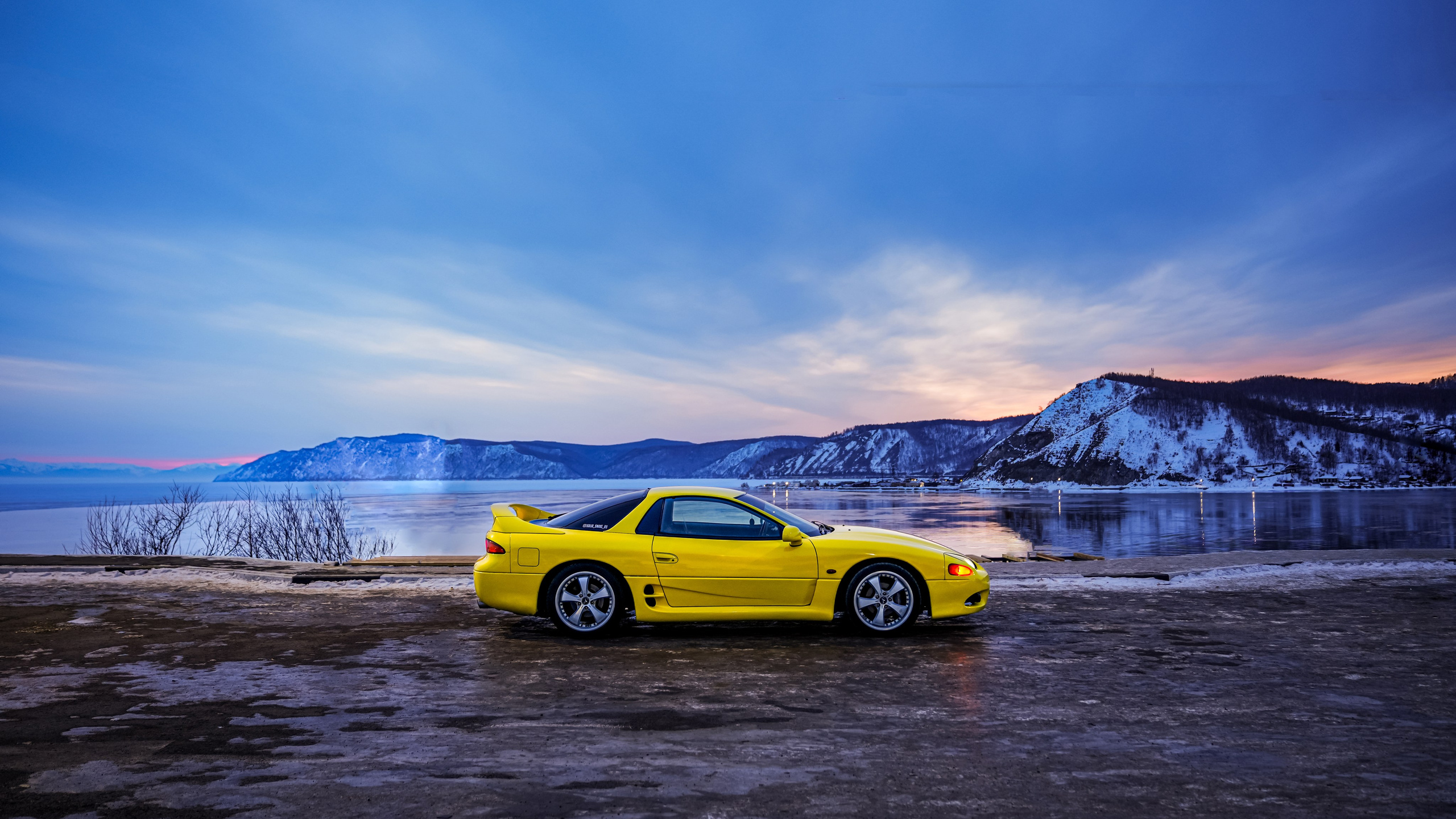 Mitsubishi GTO 25'. Фотограф, видеограф и пилот дрона на Байкале