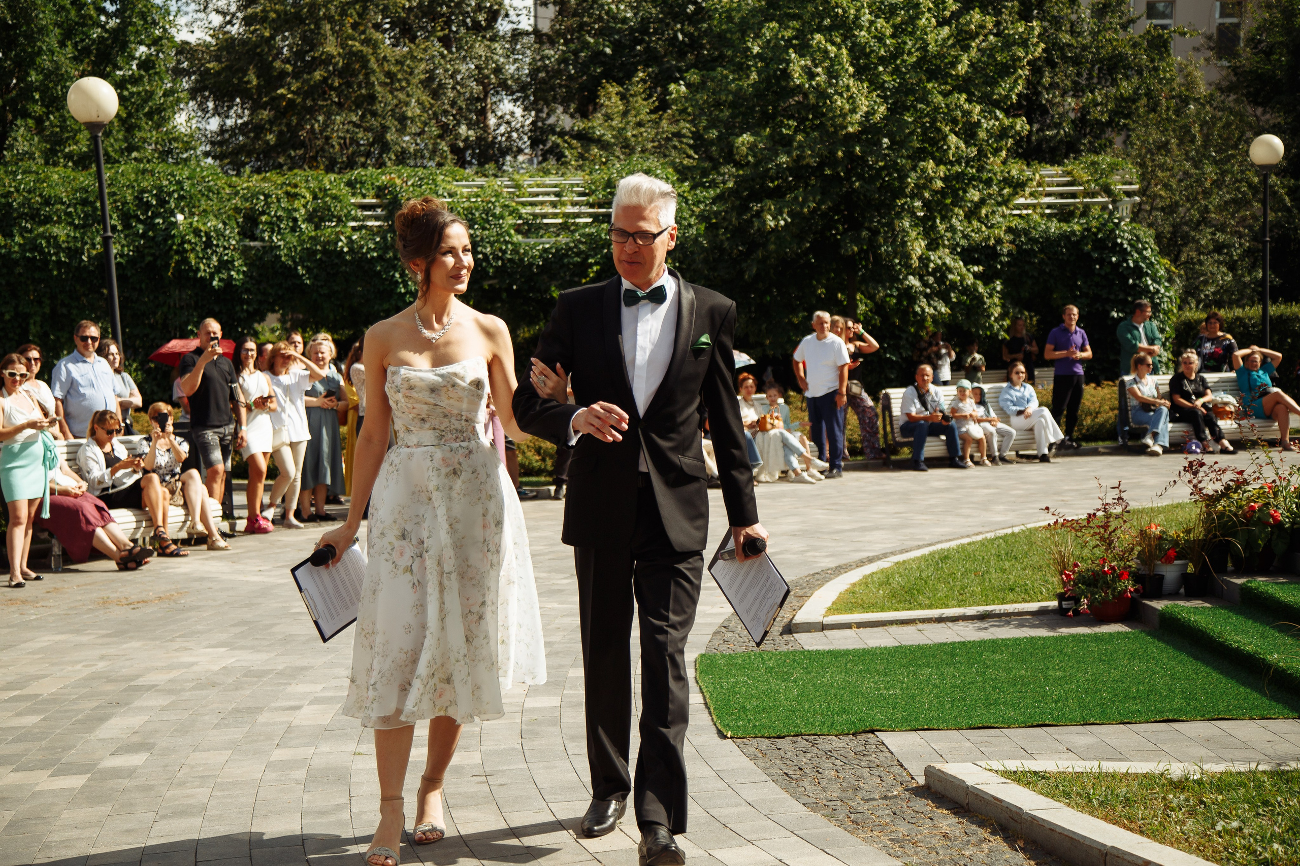 Зеленый подиум. Свадебный Семейный Репортажный фотограф в Москве