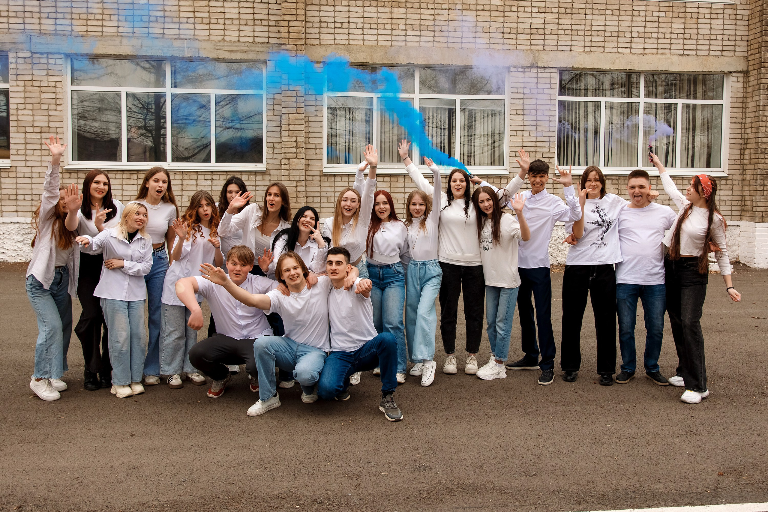 11 класс с. Барабаш. Фотограф Любовь Корниенко, Примоский край