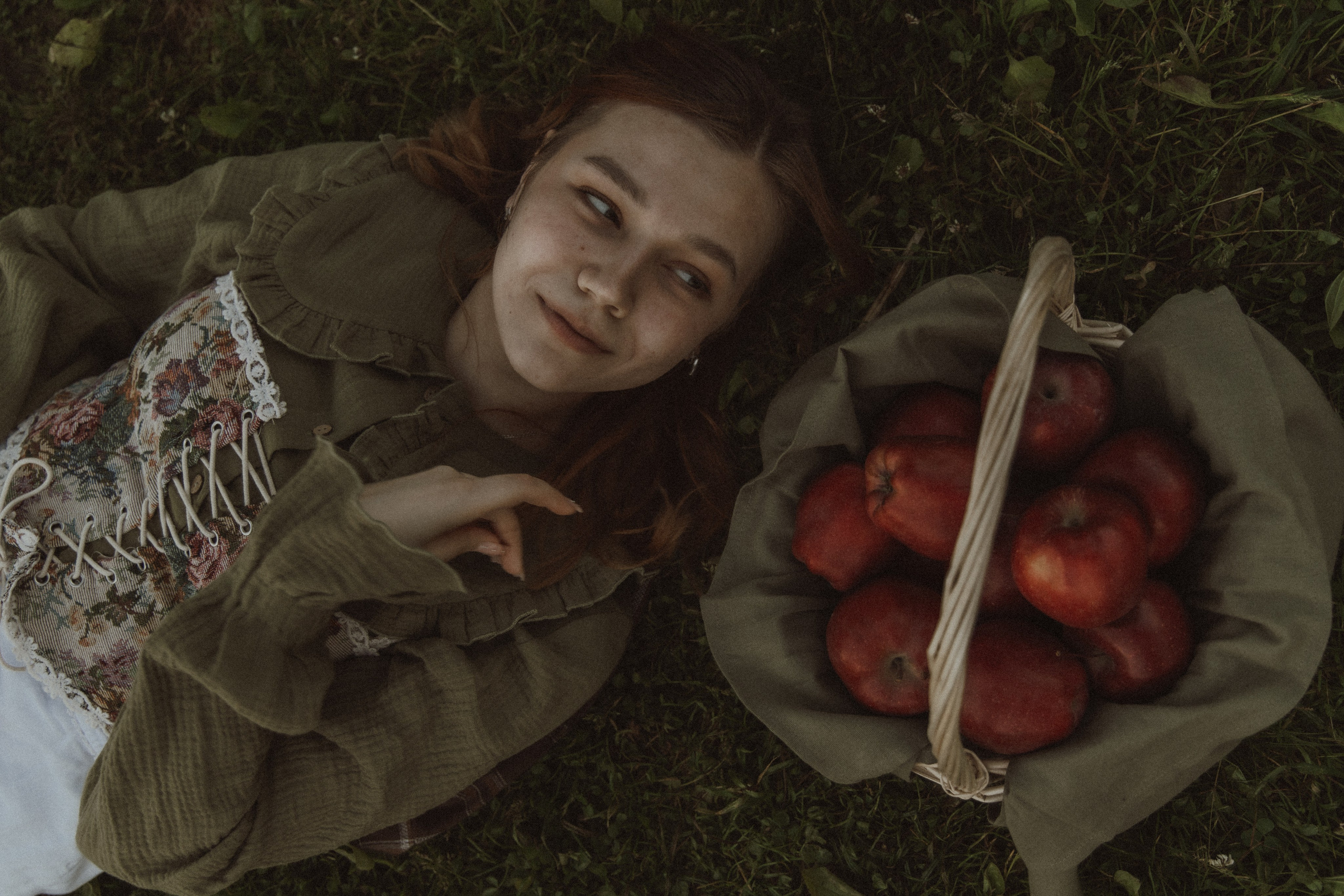 История о маленьком путешествии по лесу. Семейный фотограф в Москве Лоншакова Кристина