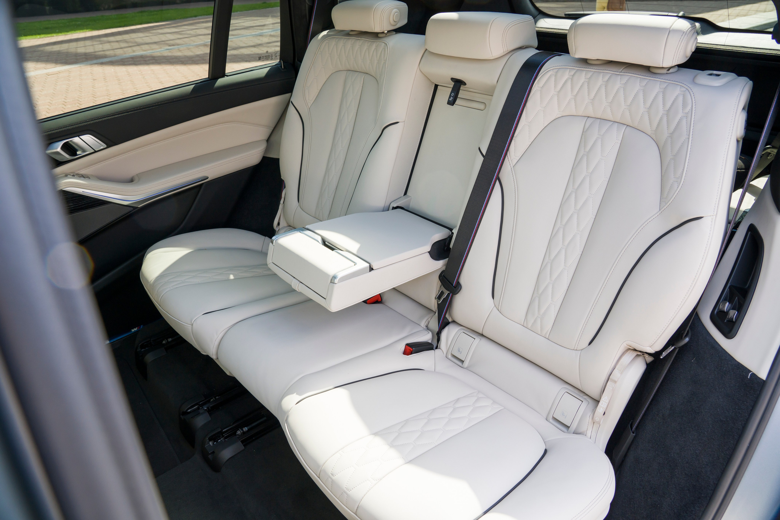 Такси люкс-класса. Фотограф в Санкт-Петербурге. Репортажная и все съёмки для бизнеса