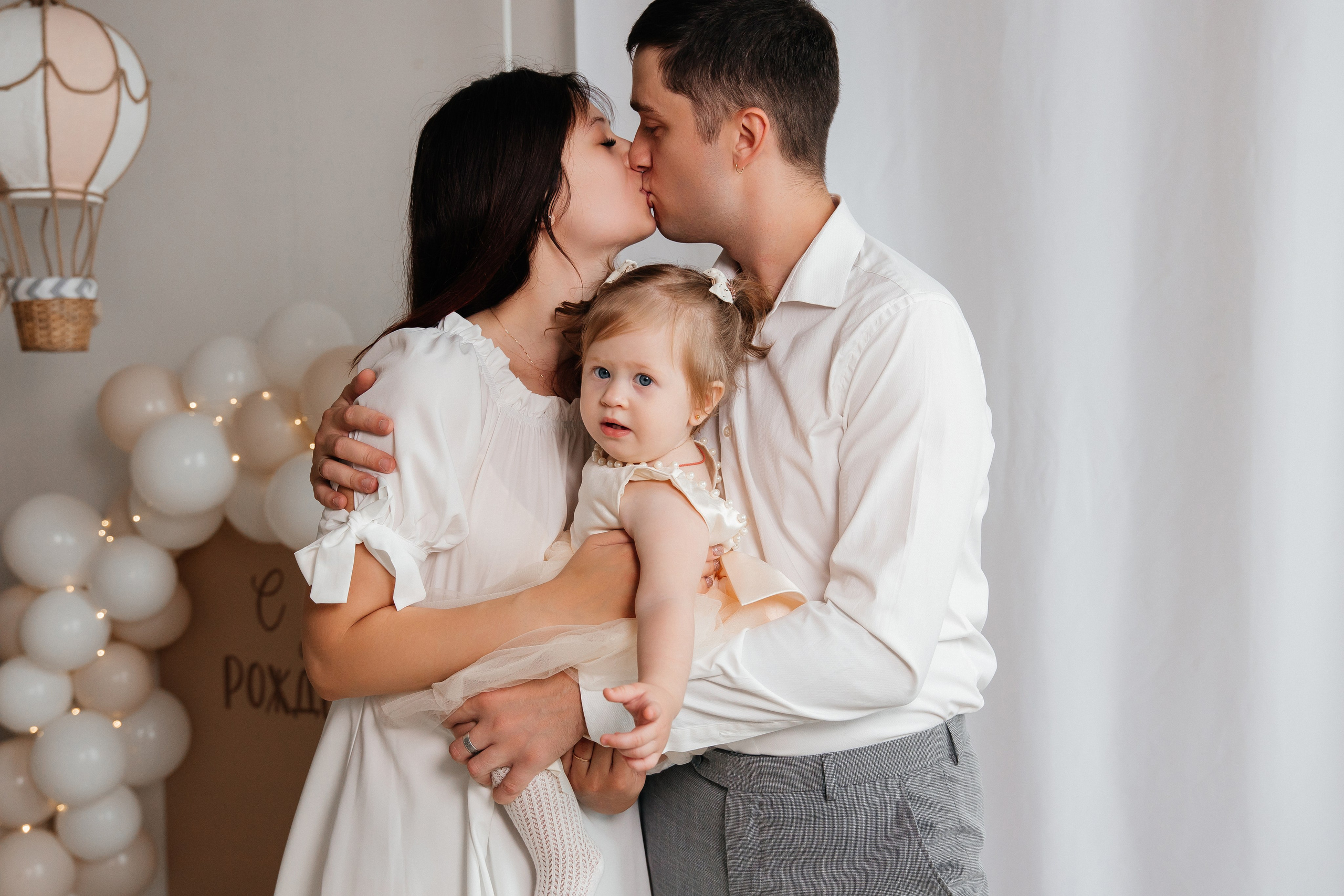 Годик Софии. Фотограф новорожденных Тверь Диана Муляева