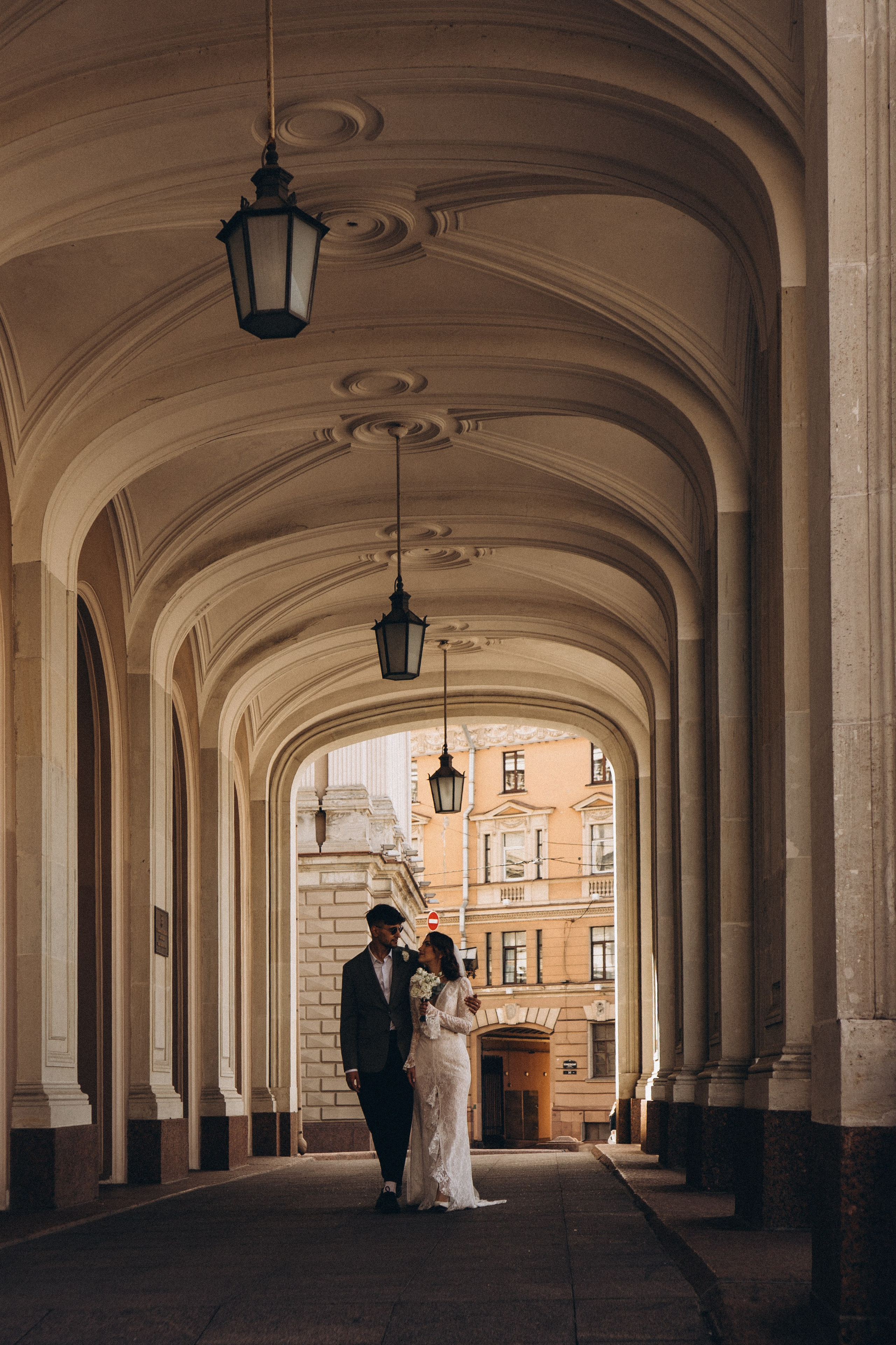 СВАДЕБНАЯ ПРОГУЛКА ВОЗЕ ИСАИКЕВСКОГО СОБОРА АСТОРИИ И ЗАКОНОДАЛЕТНОГО СОБРАНИЯ. Профессиональный фотограф, Санкт-Петербург — Виктория Богомолова