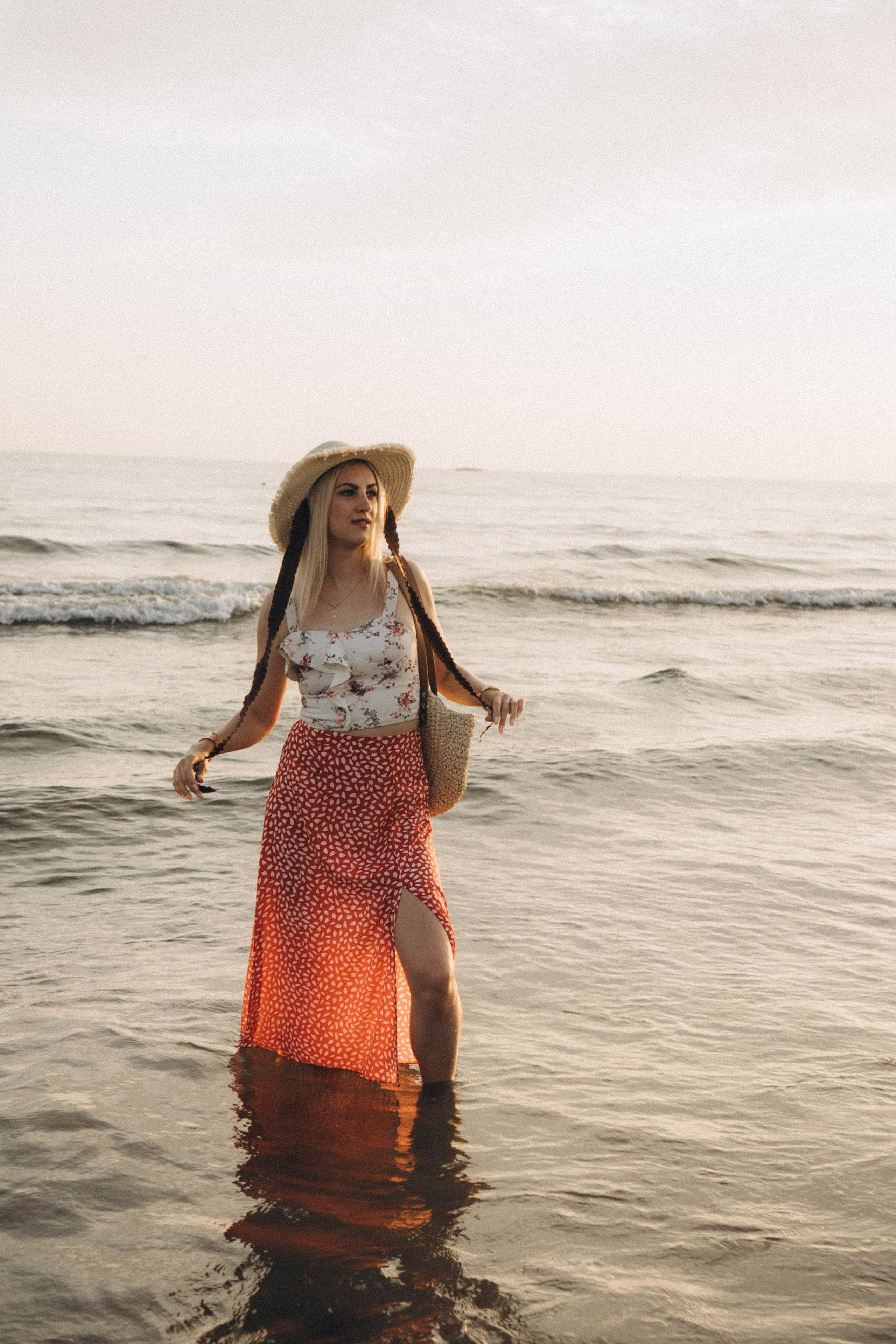 Июльский вечер на берегу черного моря. Профессиональный фотограф, Санкт-Петербург — Виктория Богомолова