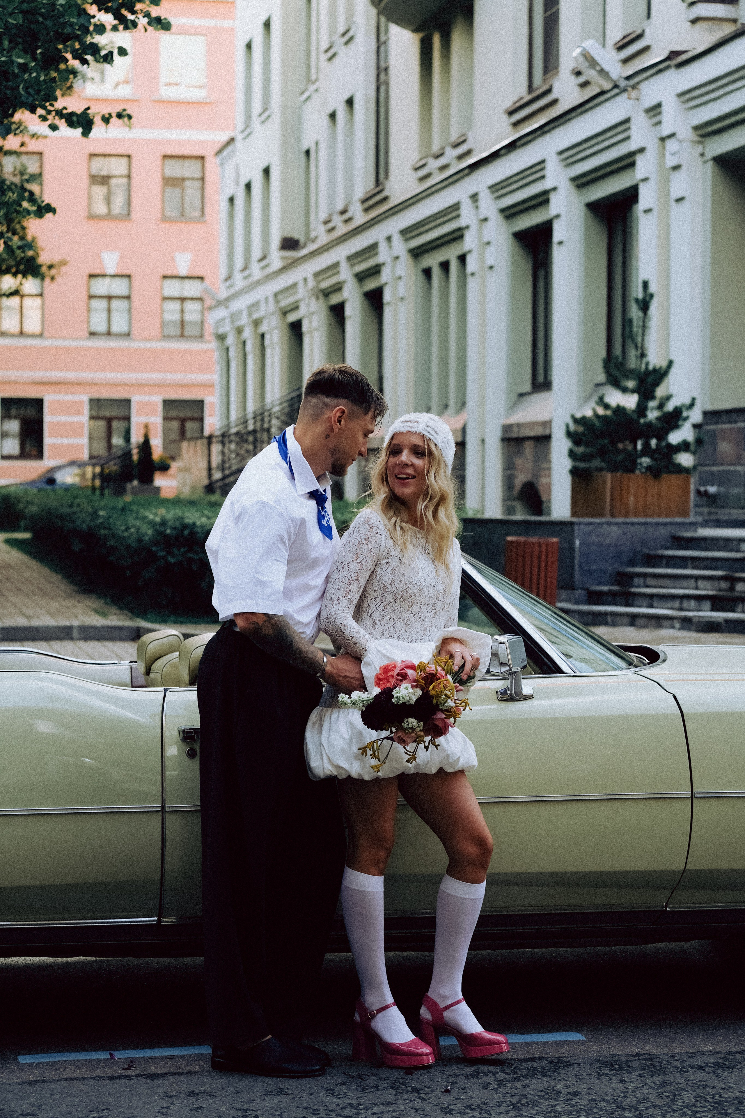 СВАДЕБНАЯ СЬЕМКА С КАБРИОЛЕТОМ В САНТК-ПЕТЕРБУРГЕ НА ПЕТРОГРАДКЕ В ОТЕЛЕ ПАНОРАМИКА. Профессиональный фотограф, Санкт-Петербург — Виктория Богомолова