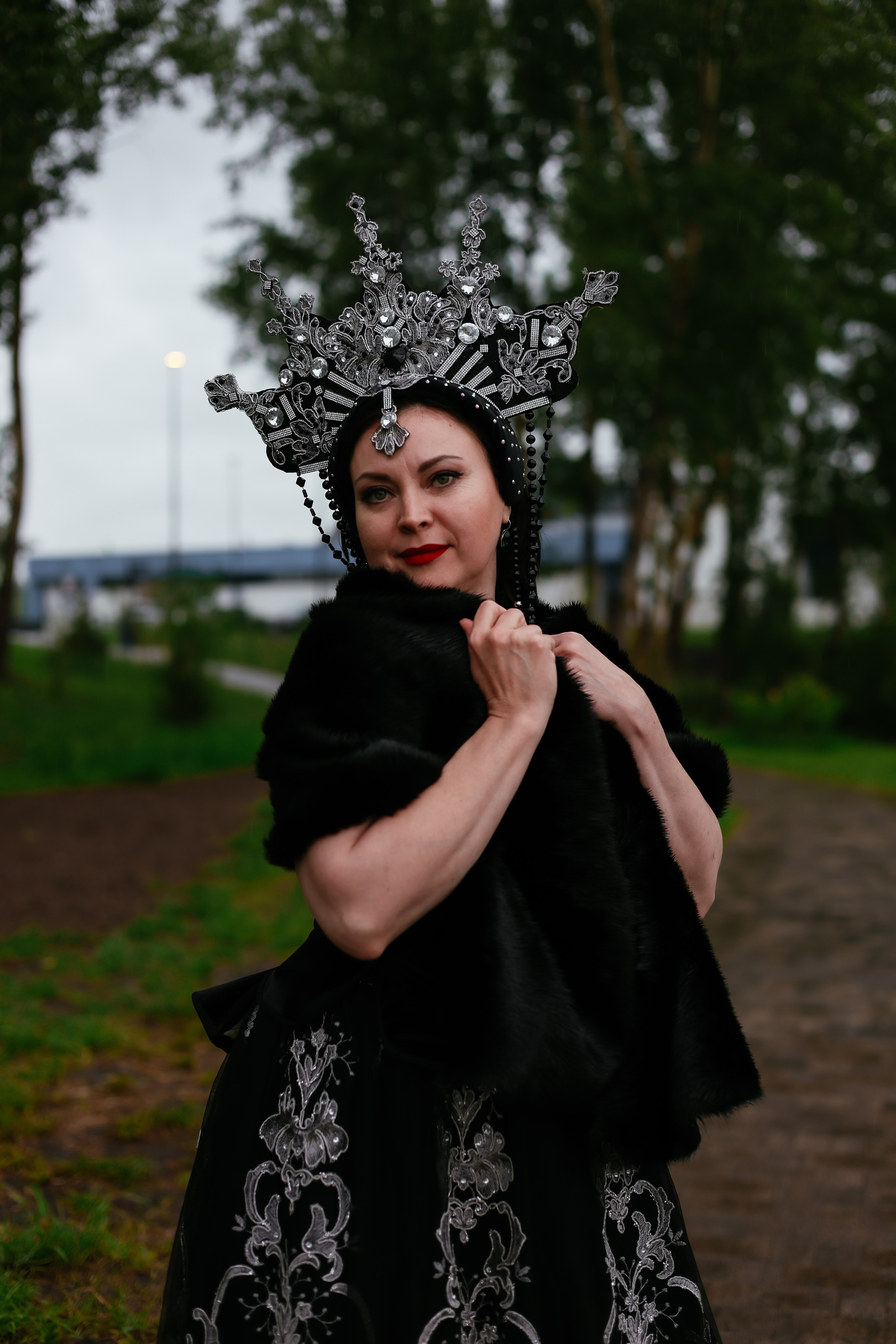 ВСТРЕЧА ЗАКАТА «ТЫ КОРОЛЕВА». Фотограф Красноярск съемки лавстори, фотосессия в студии, портретная съемка, творческие фотосессии