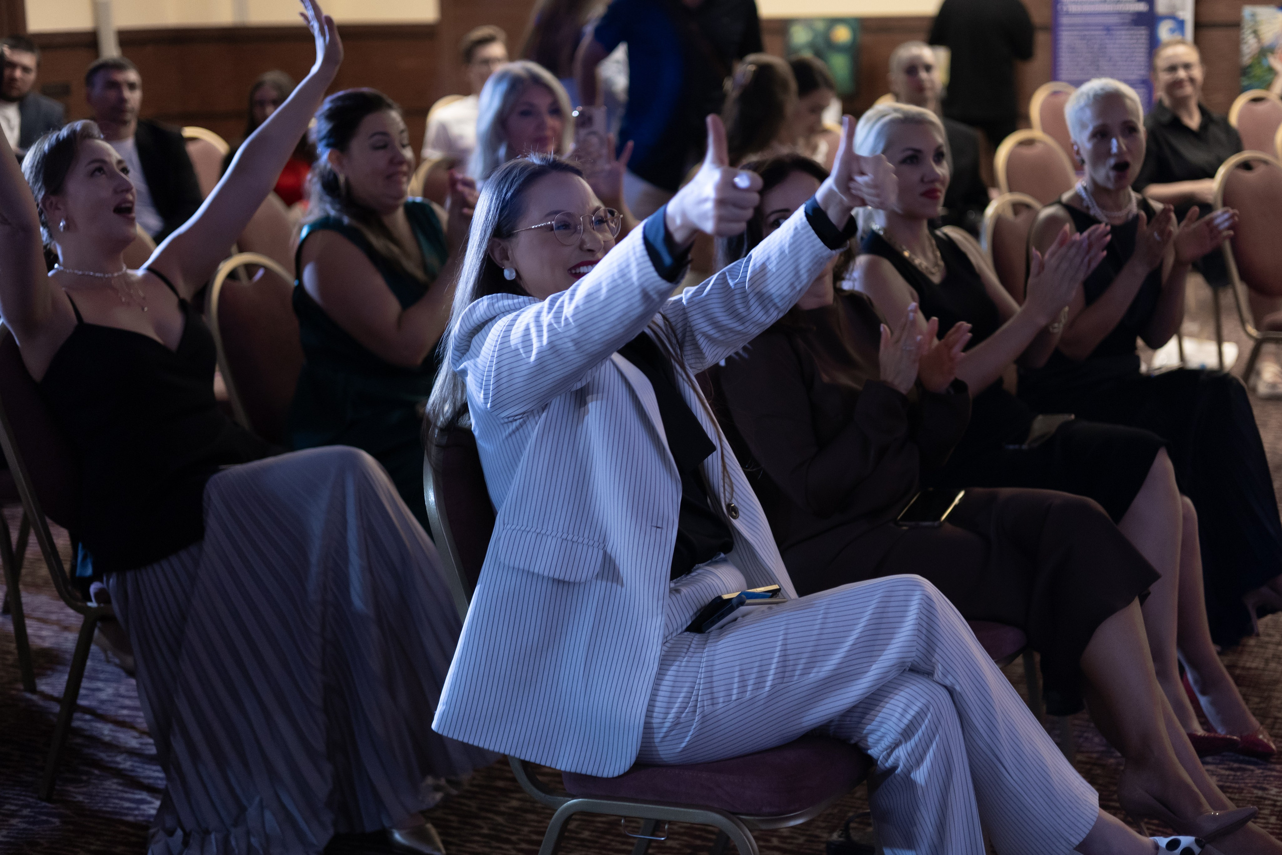 Всероссийский PR-SAMMIT. Фотограф Красноярск съемки лавстори, фотосессия в студии, портретная съемка, творческие фотосессии