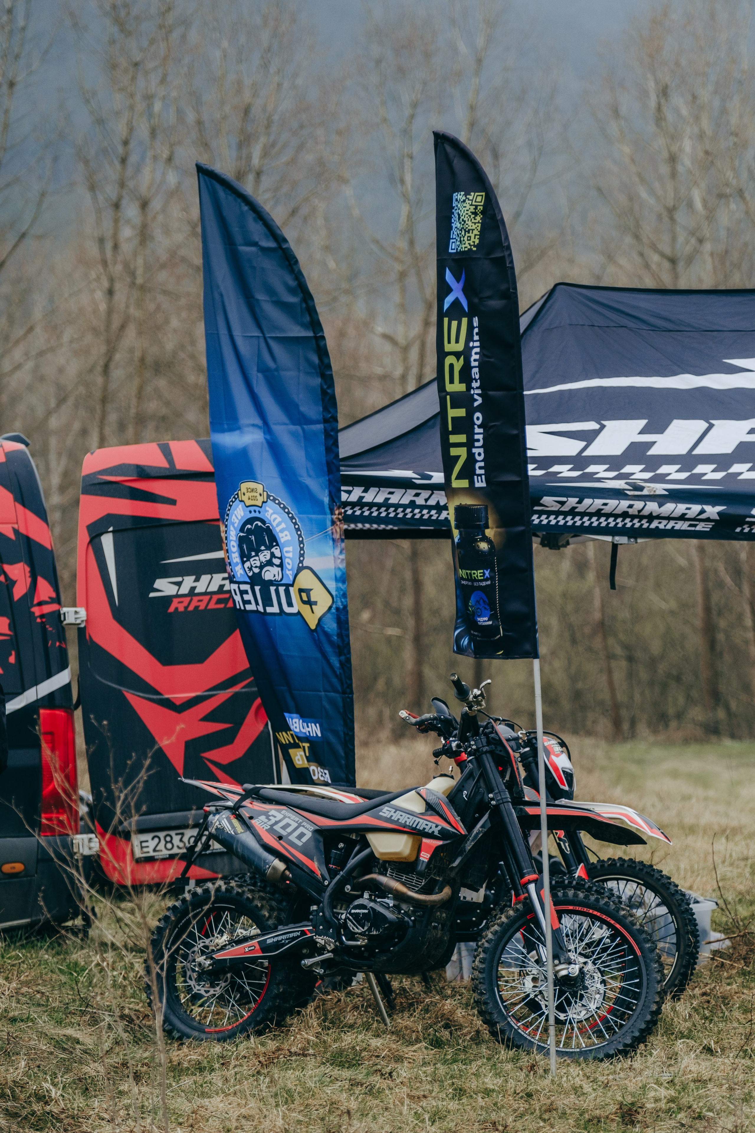 Съемка для Sharmax Moto в Горячем Ключе. Свадебный фотограф Денис Ожигин в Краснодаре и крае. Эмоциональная и стильная съемка вашего дня