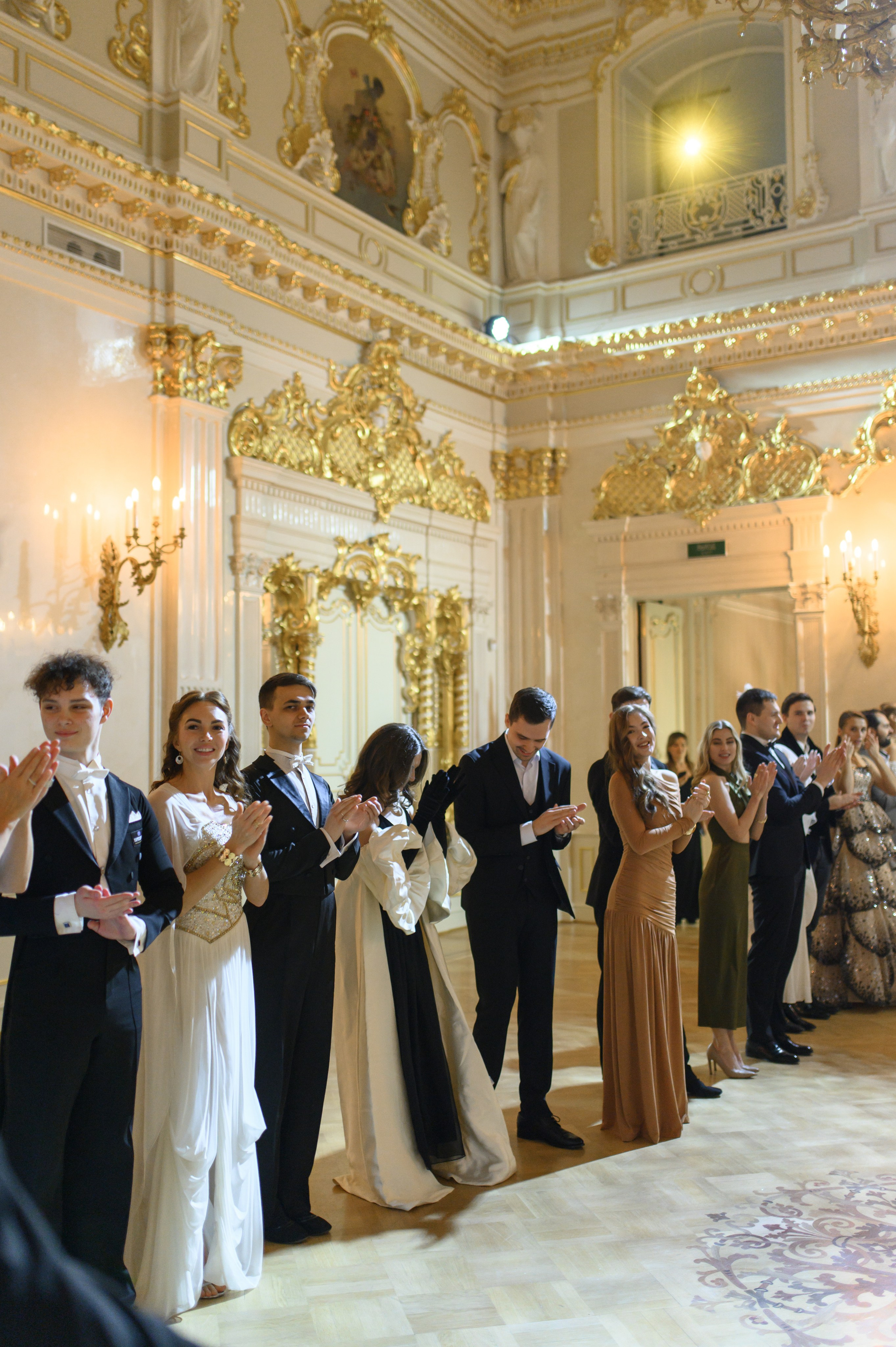 Jardins Antiques. Весенний бал. Свадебный и портретный фотограф в Санкт-Петербурге Ирина Келина