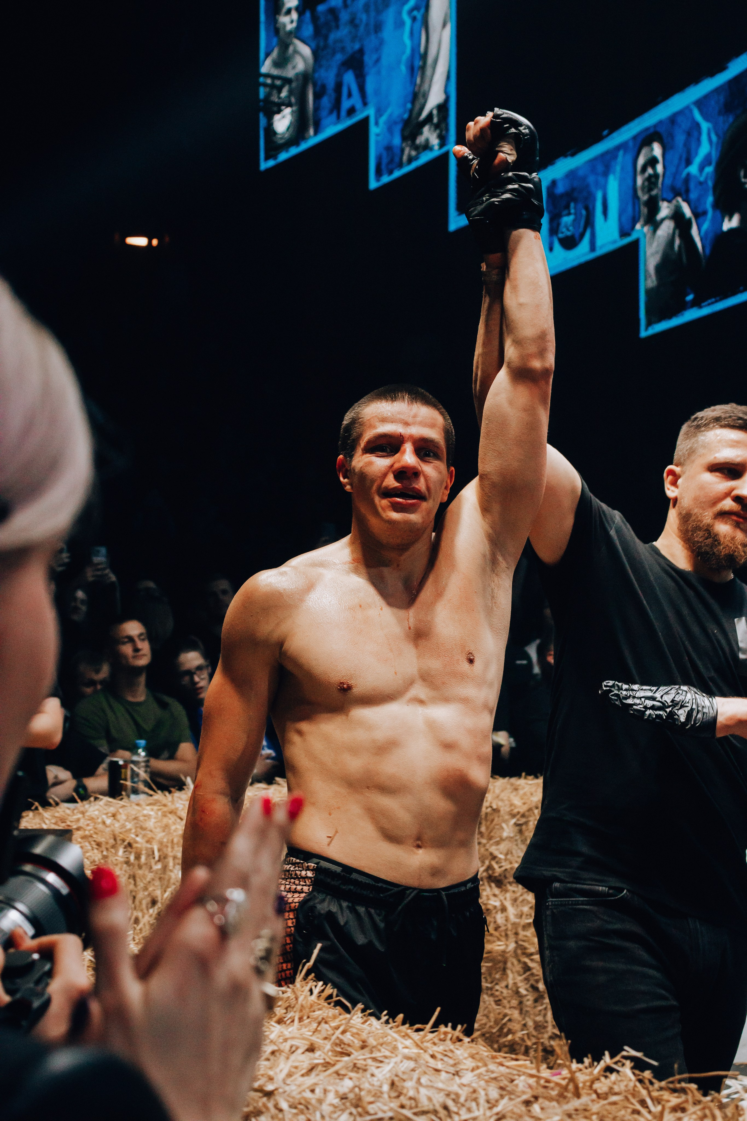 Кулачные бои TopDog. Анастасия Тен