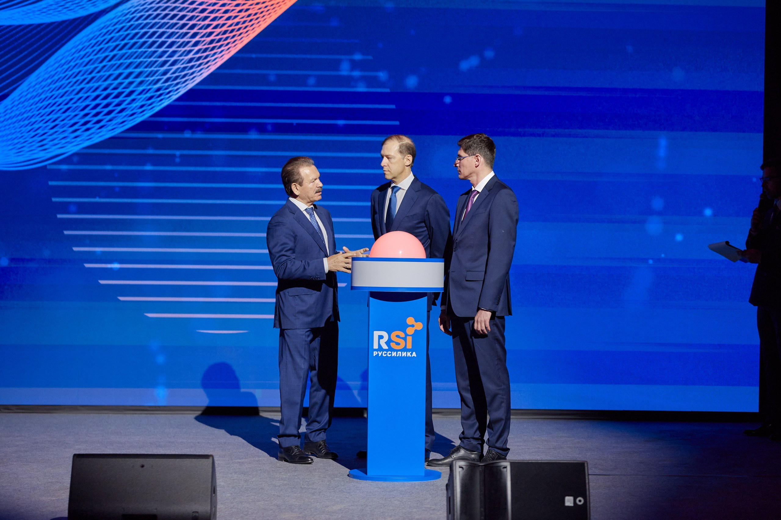 Руссилика. Открытие завода. Антон Артюшин, портретный фотограф. Москва