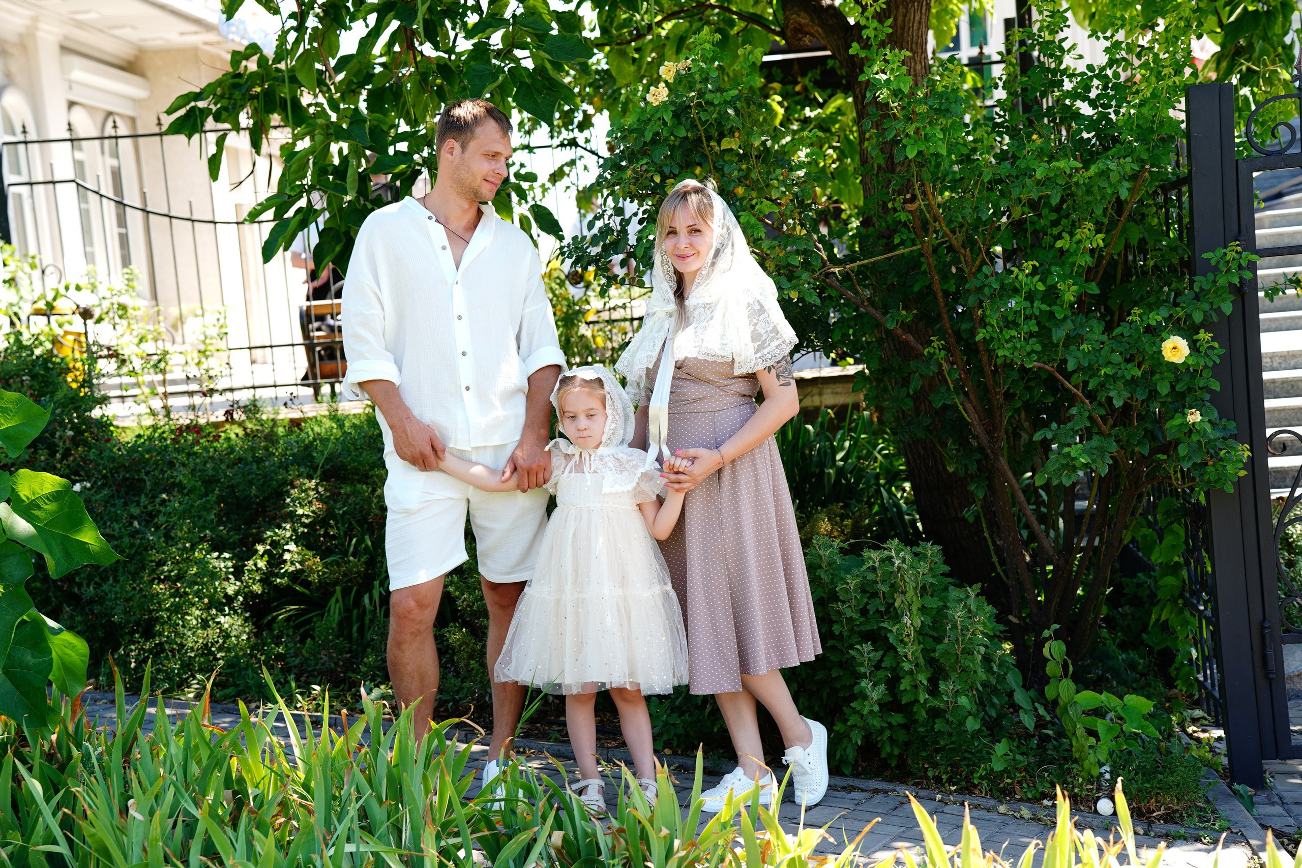 Крещение. MEMENTO.Выпускные альбомы, школьные, юбилейные и другие книги. Ростов-на-Дону