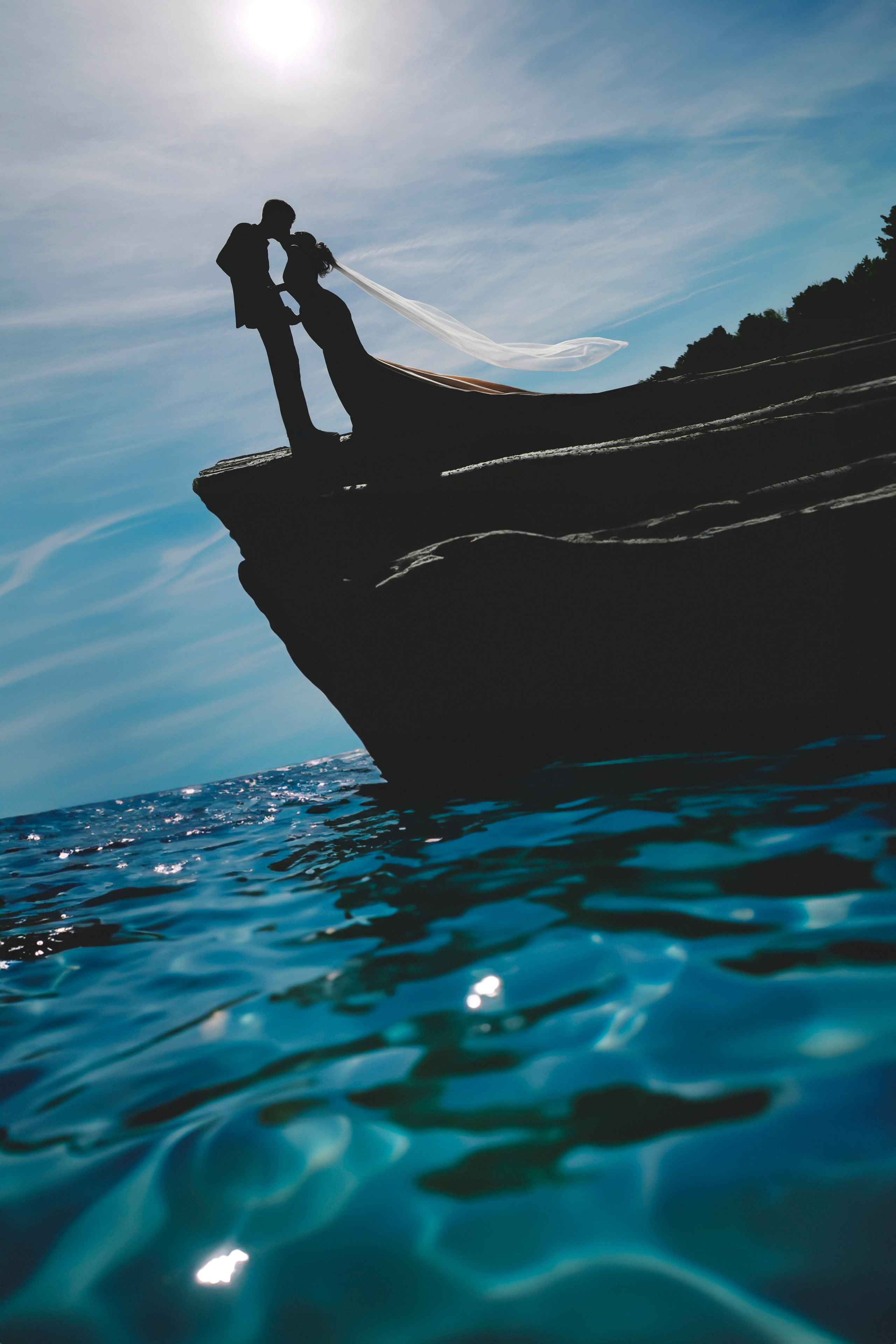 Свадебная Фотосессия в г. казани | Фотограф на Свадьбу в г. Казани Фотограф Садег Азарми тел. +79172288430 ✔ Сборы невесты и жениха✔ Утро невесты (детали, эмоции, подготовка)✔ Репортажная съёмка ЗАГСа и выездной регистрации✔ Свадебная прогулка✔ Фотосъёмка банкета и вечеринки✔ Креативные и тематические свадьбы✔ Свадьба на природе (лайфстайл)✔ Девичники и мальчишники