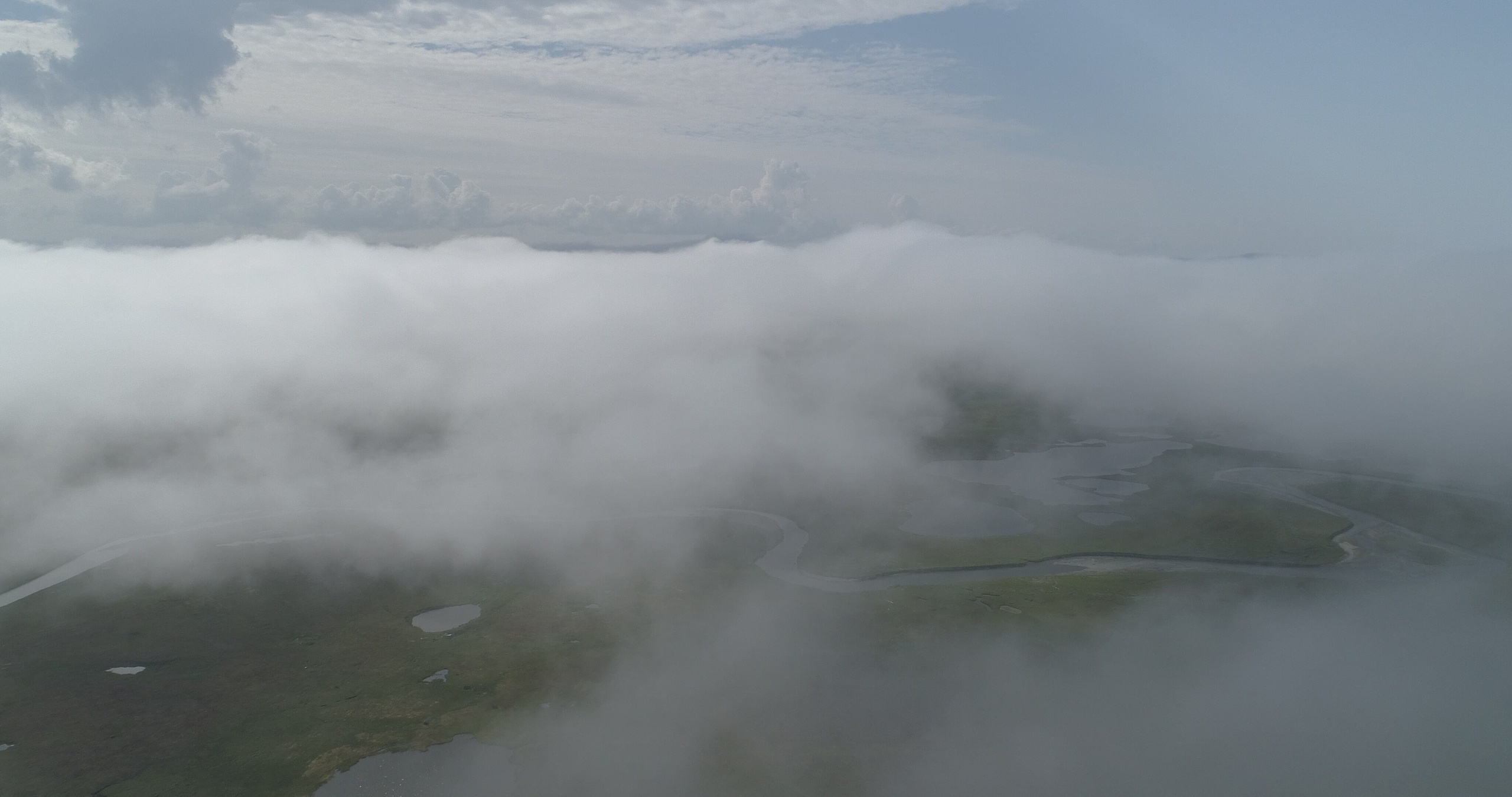 Амдерма — наука (2020 г.). Фотоальбом показывающий увлекательный мир авиации и мир медведей Андрея Иванова