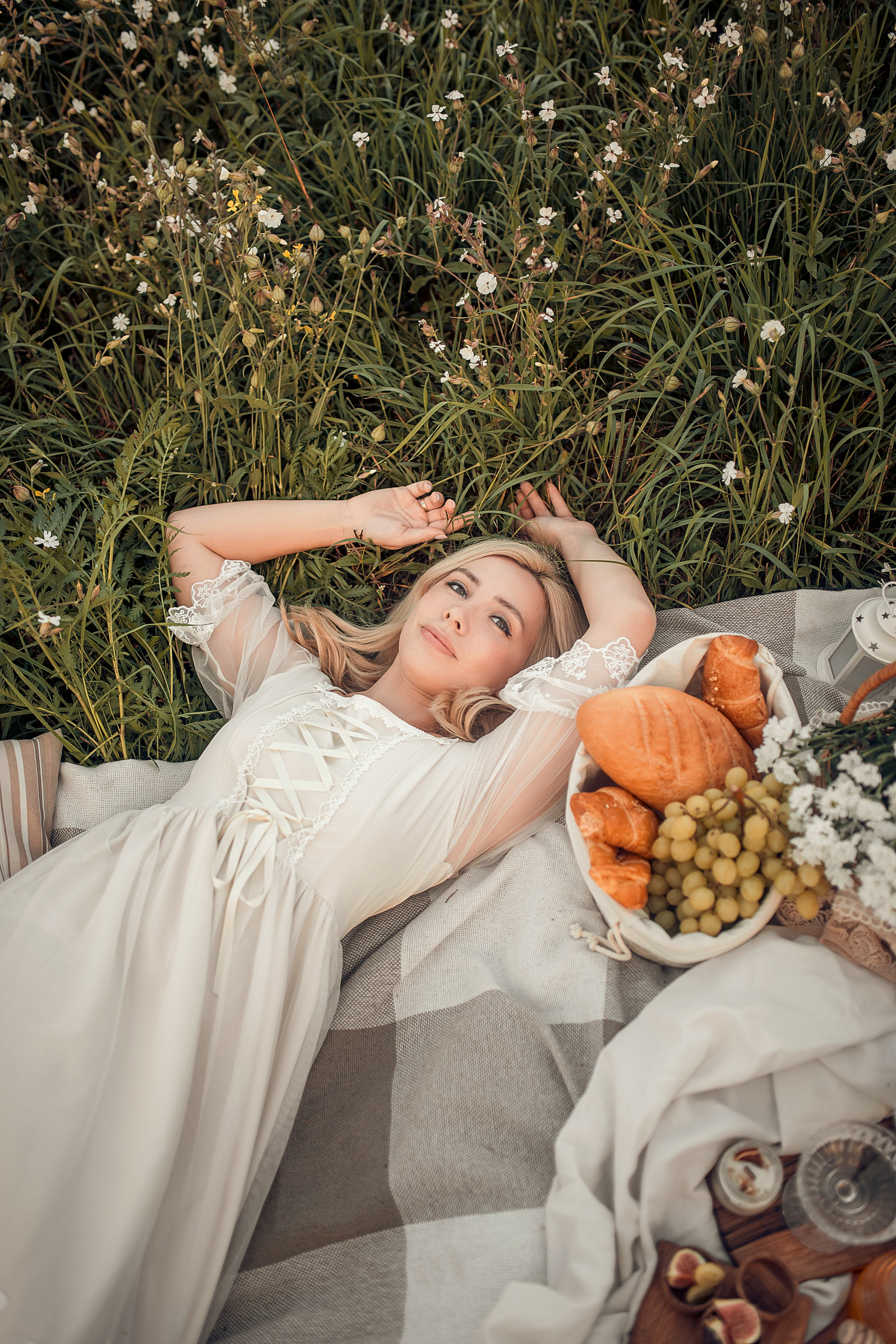 Волшебная поляна цветов. Свадебный, семейный и детский фотограф в Москве и области