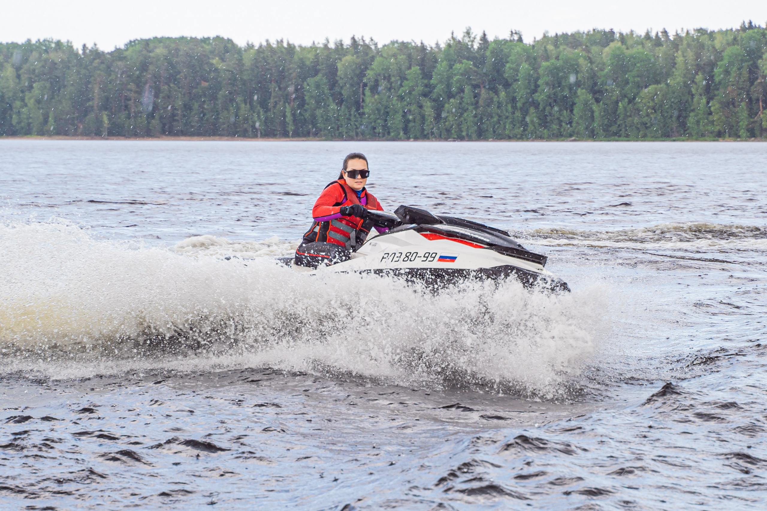 Гидровыезд в Коневский мужской монастырь. Свадебный, семейный, портретный, репортажный фотограф в Санкт-Петербурге
