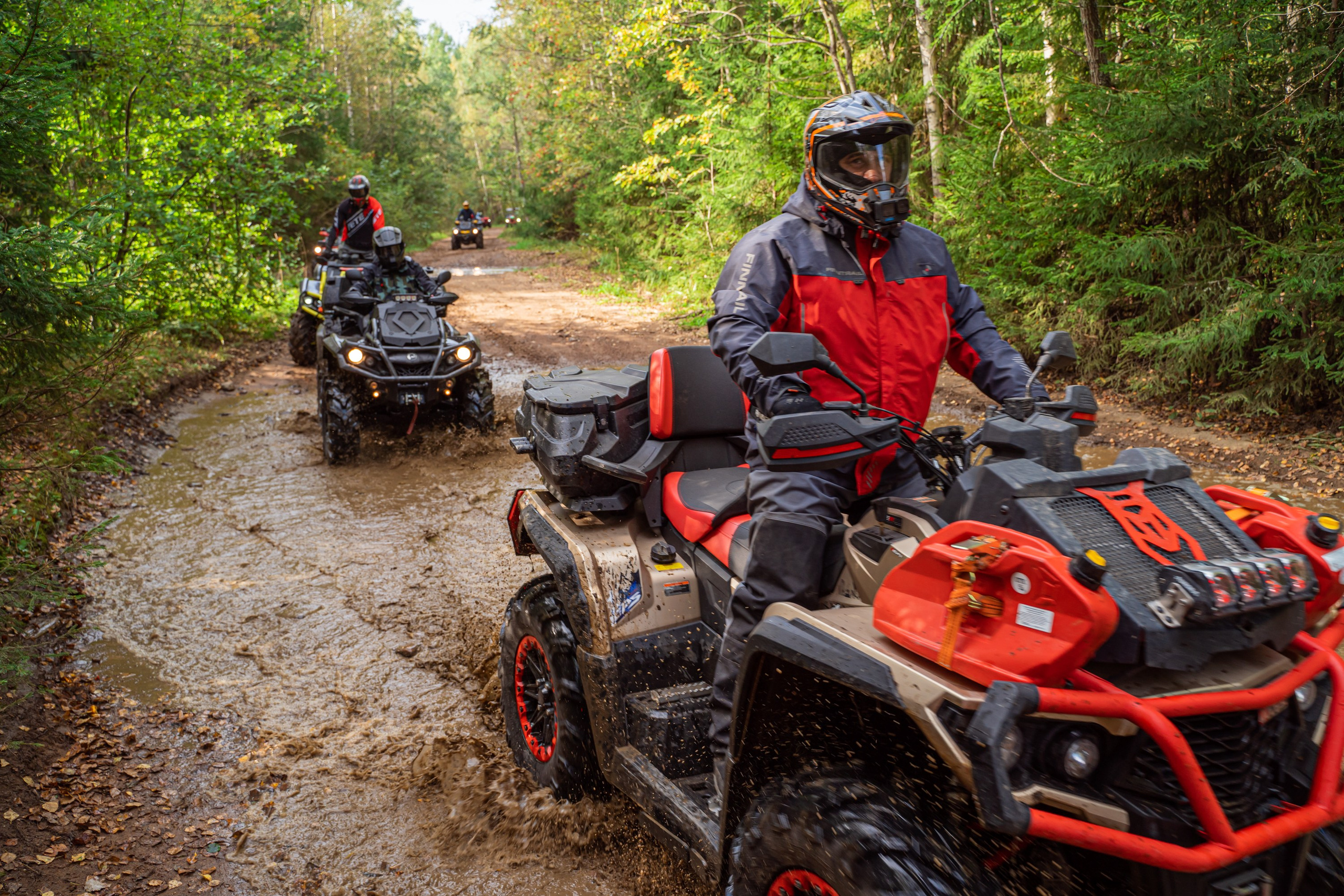 Квадровыезд —спортивный репортаж в Ленинградской области. Свадебный, семейный, портретный, репортажный фотограф в Санкт-Петербурге