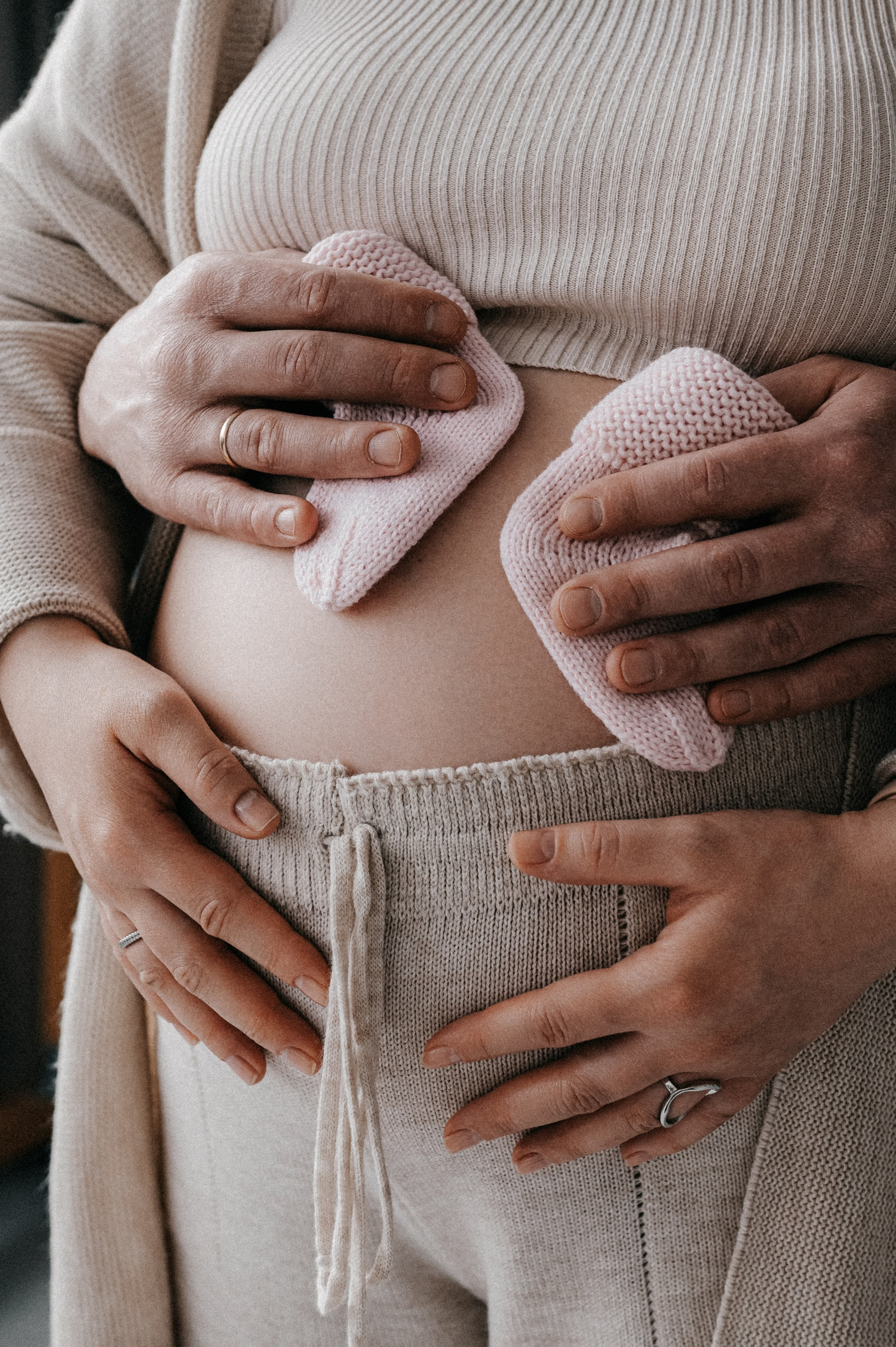 Семейная фотосессия беременности для Альбины в фотостудии Space noir art. Свадебный и семейный фотограф Виктория Носачёва. Щелково, Москва и МО