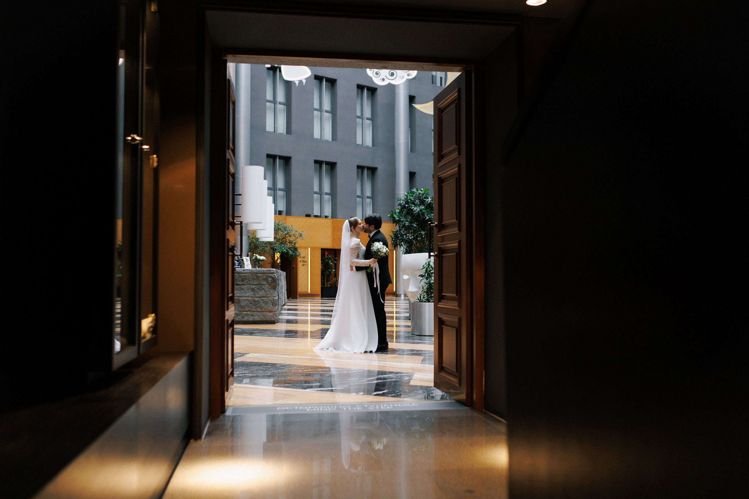 Свадьба Yoshirō и Ангелины в Graf Zeppelin и отель Гамма. Свадебный фотограф СПБ