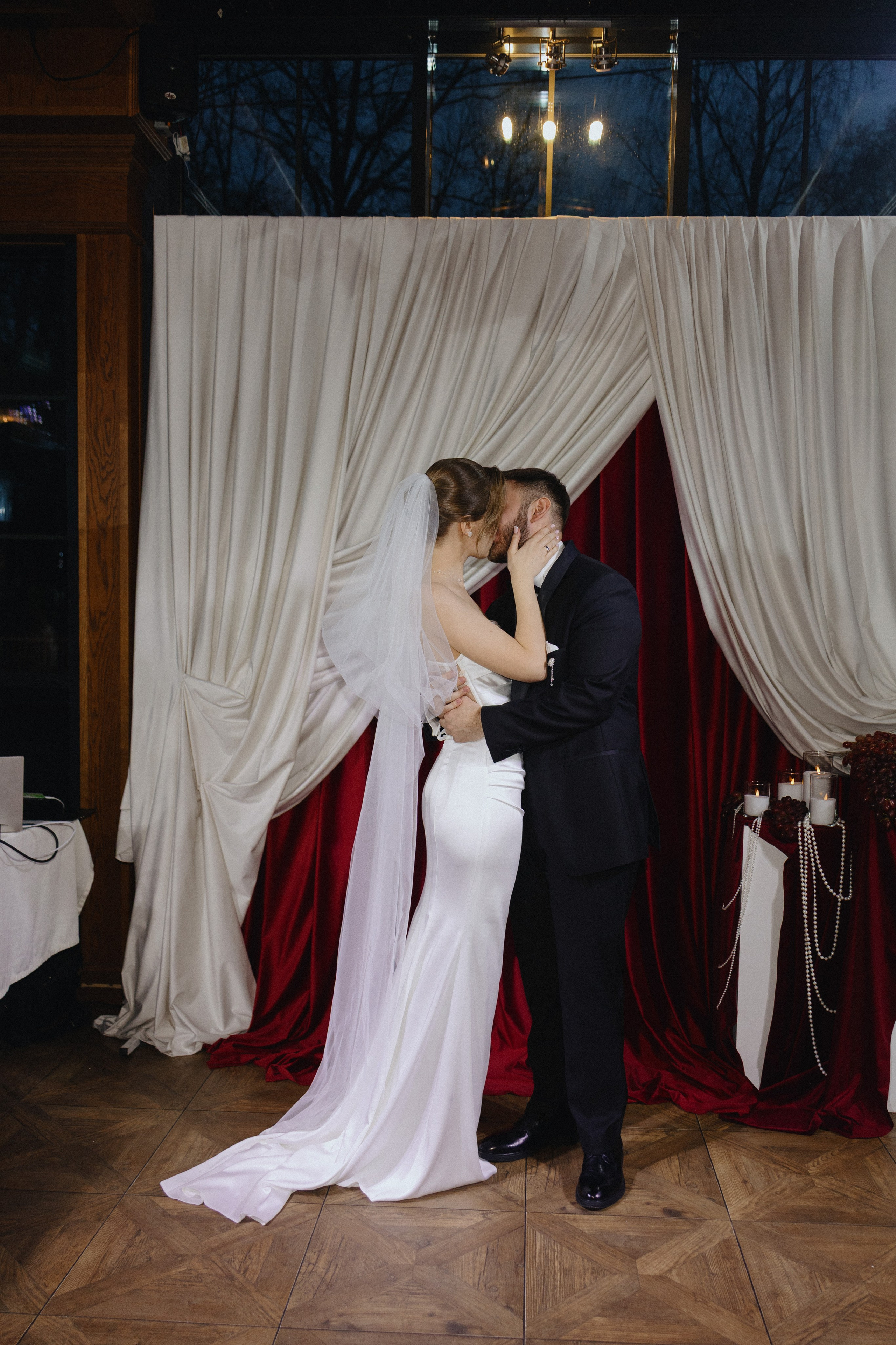 Свадьба Никиты и Оли в Санкт-Петербурге. Свадебный фотограф СПБ