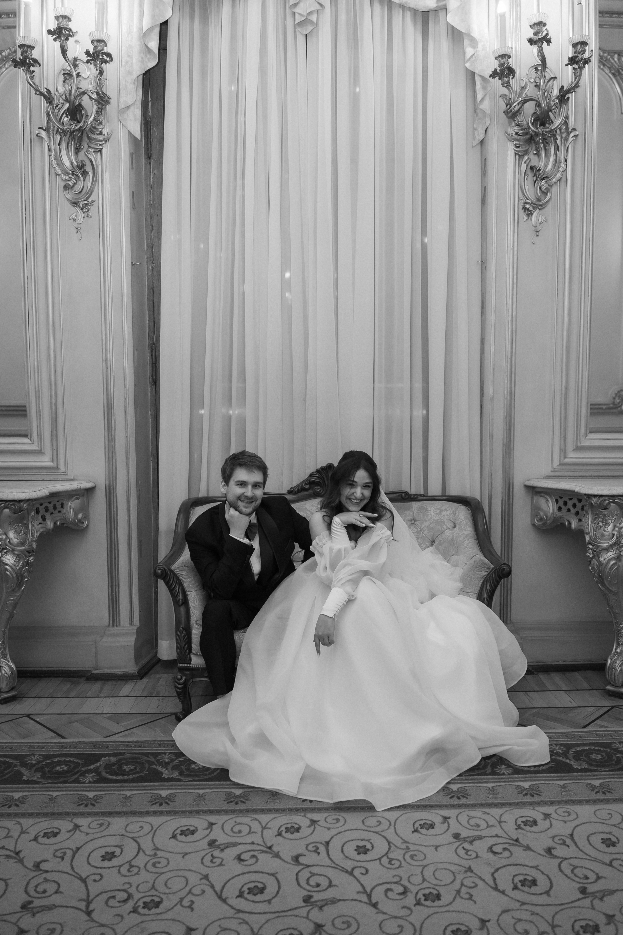 Любовь в 1-м Дворце Бракосочетания. Фотограф в Санкт-Петербурге — Лучина Екатерина
