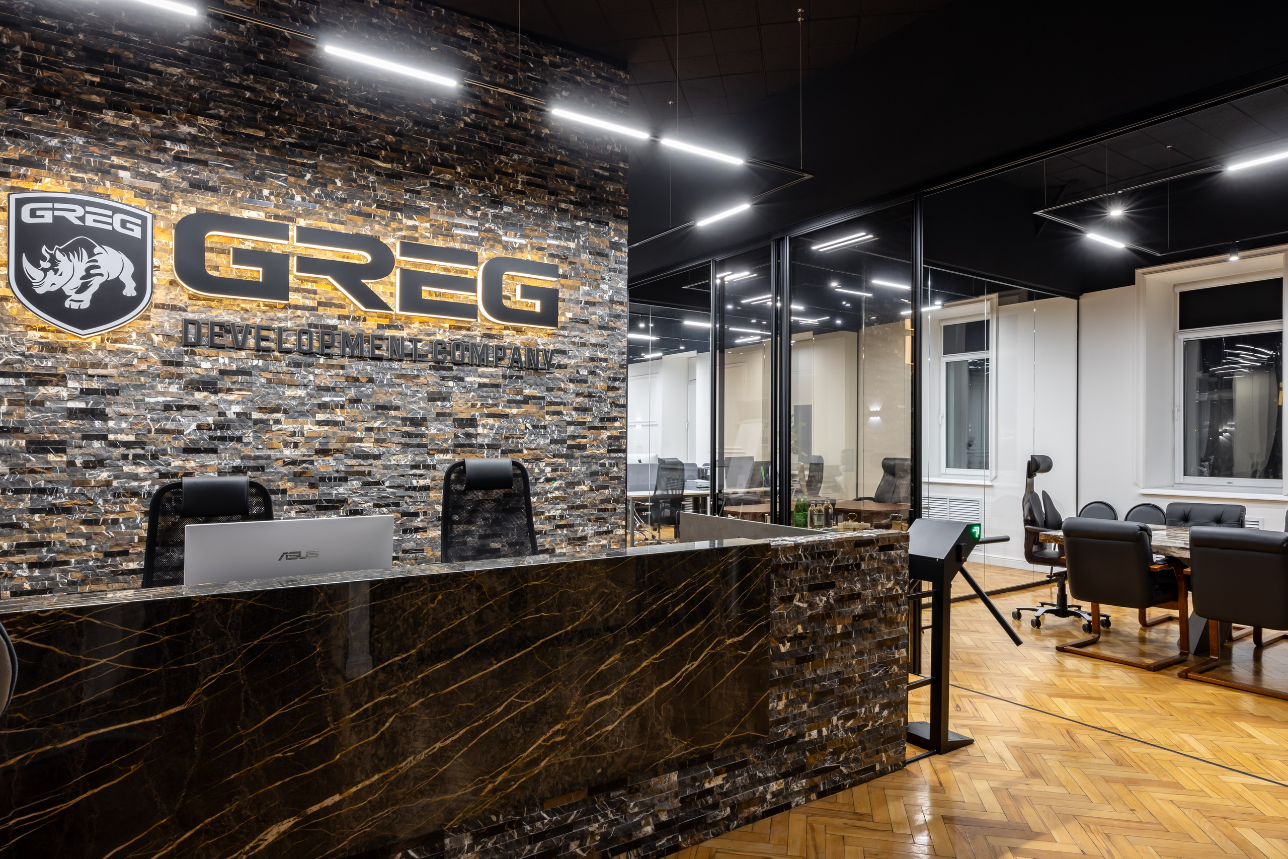 Съемка офиса девелоперской компании. Интерьерный, предметный и контент фотограф в Иркутске Наталья Карпова