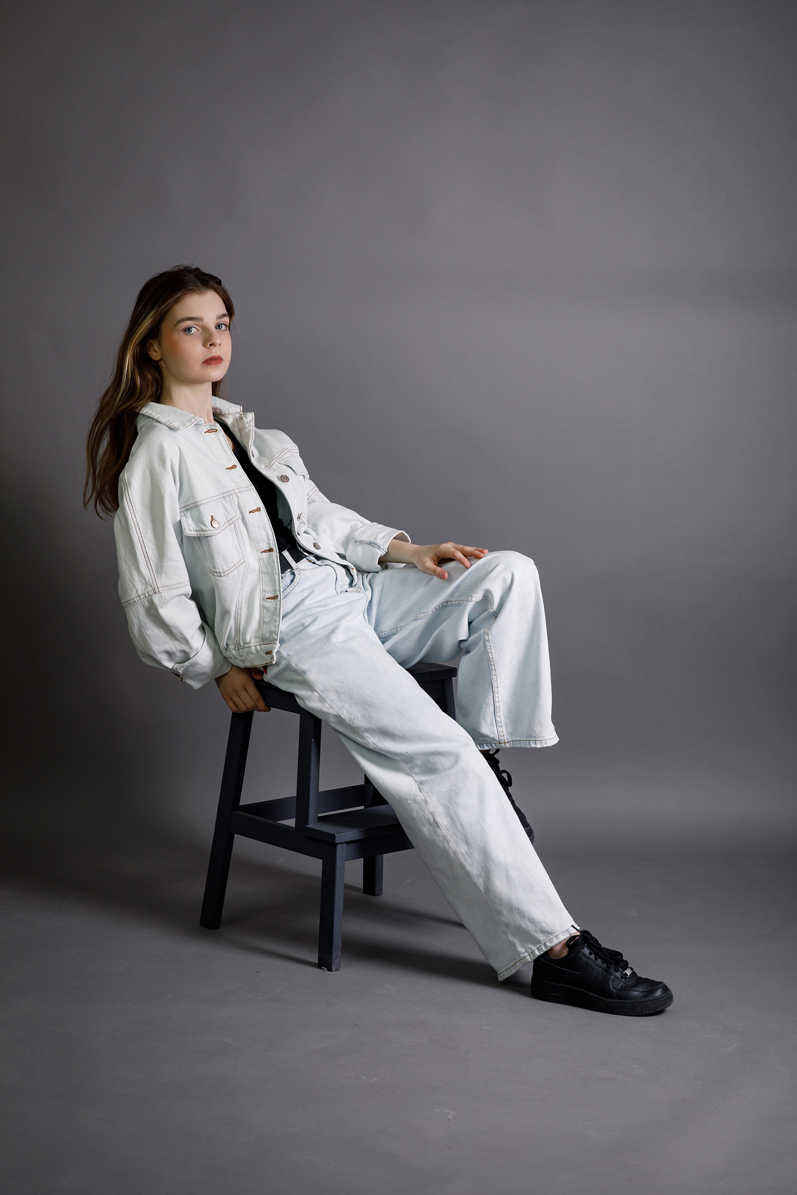 Аня в стиле минимализм. Фотограф в Москве и Подольске Алла Богатова