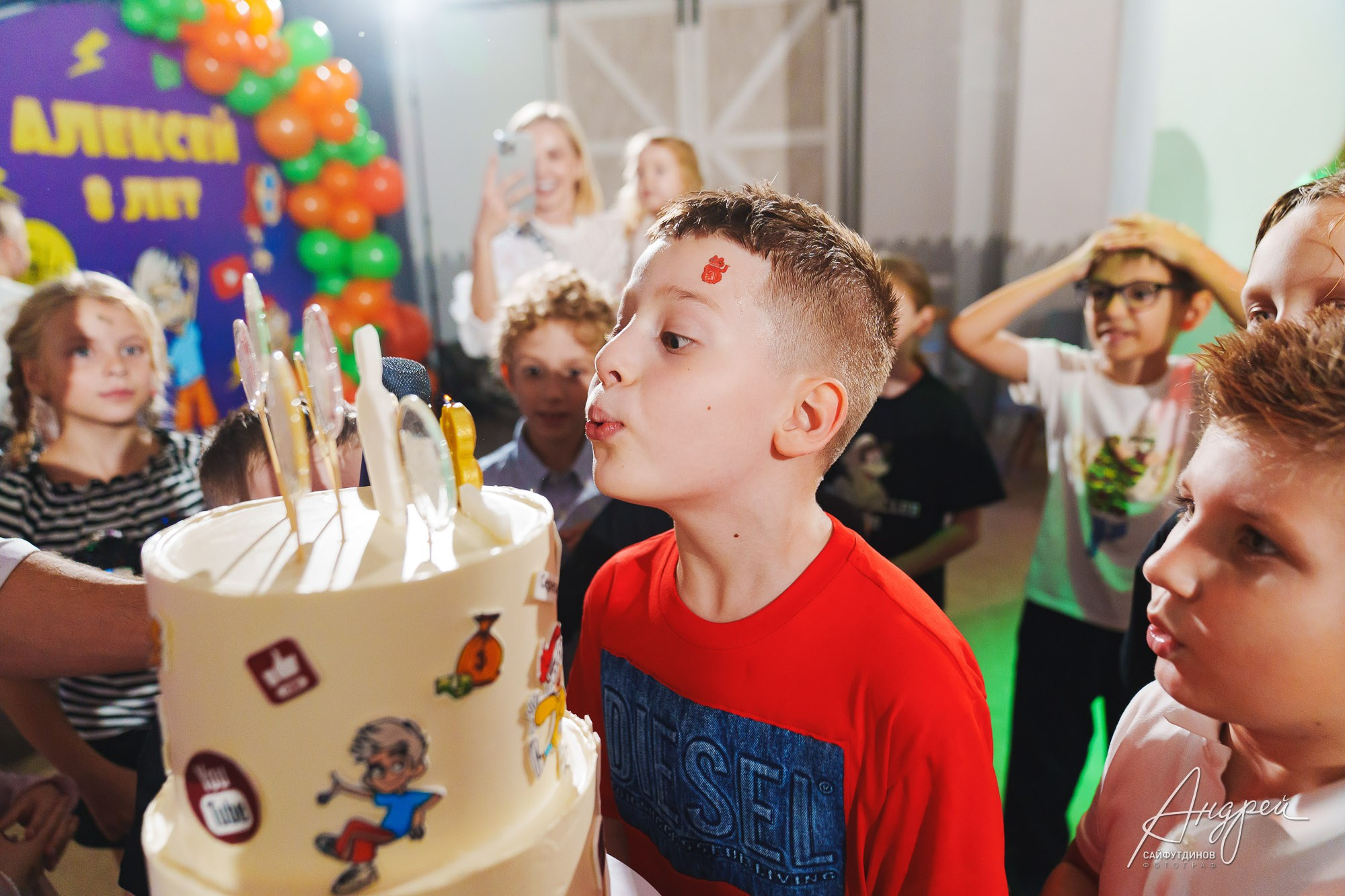 День Рождения Лёши. Лофт «Стрелка». Свадебный и семейный фотограф в Ростове-на-Дону. Андрей Сайфутдинов