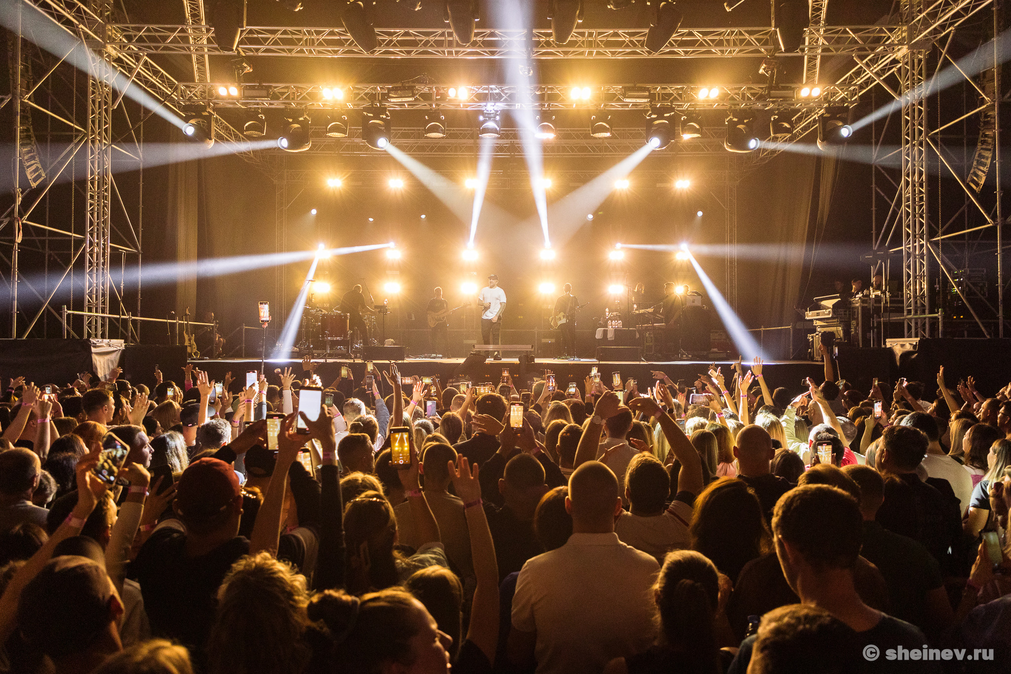 Концерт Басты в Астрахани 2023 | СЗК Звёздный