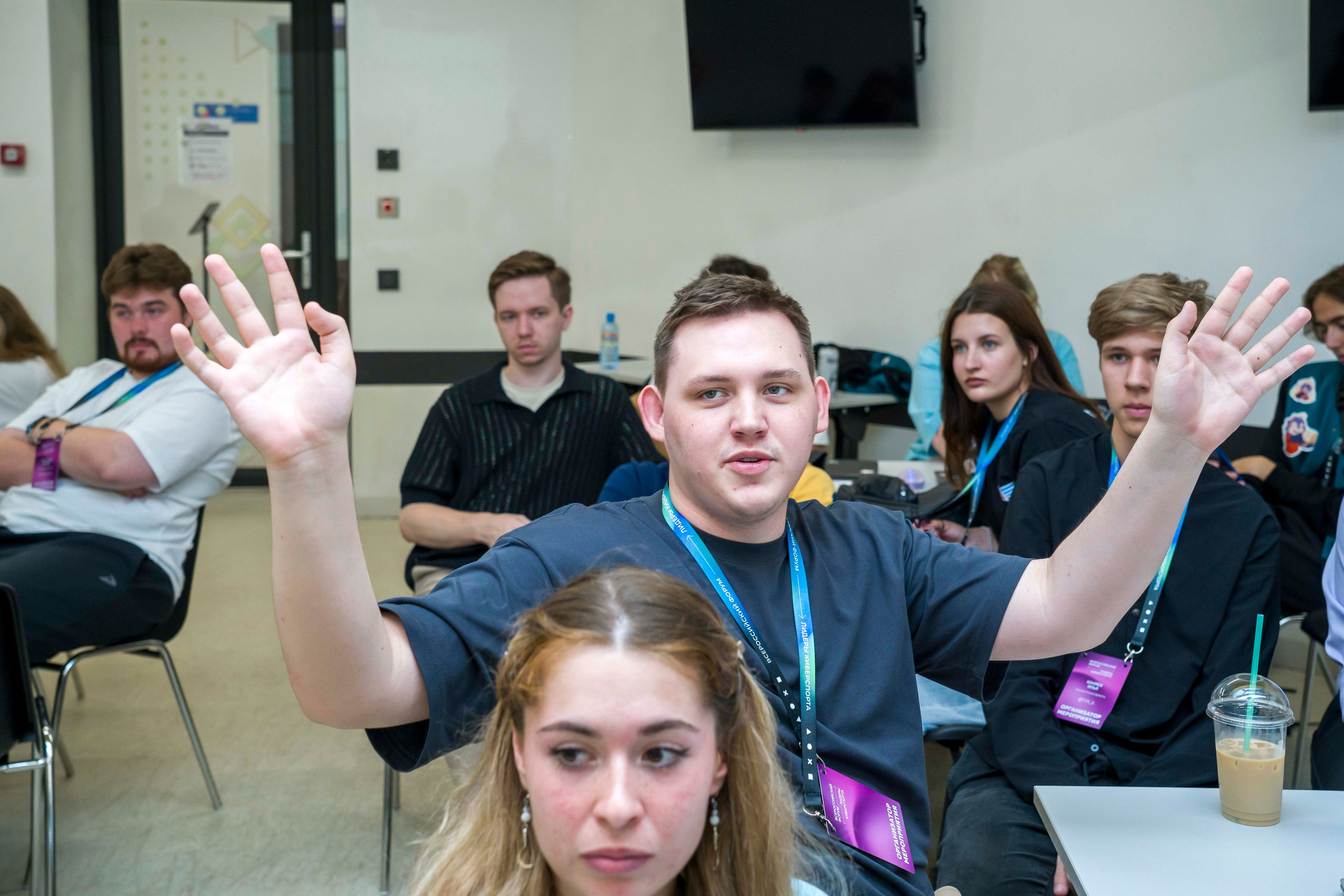 Лидеры киберспорта. репортажная фотосъемка мероприятия. Фотограф в Санкт-Петербурге. Репортажная и все съёмки для бизнеса