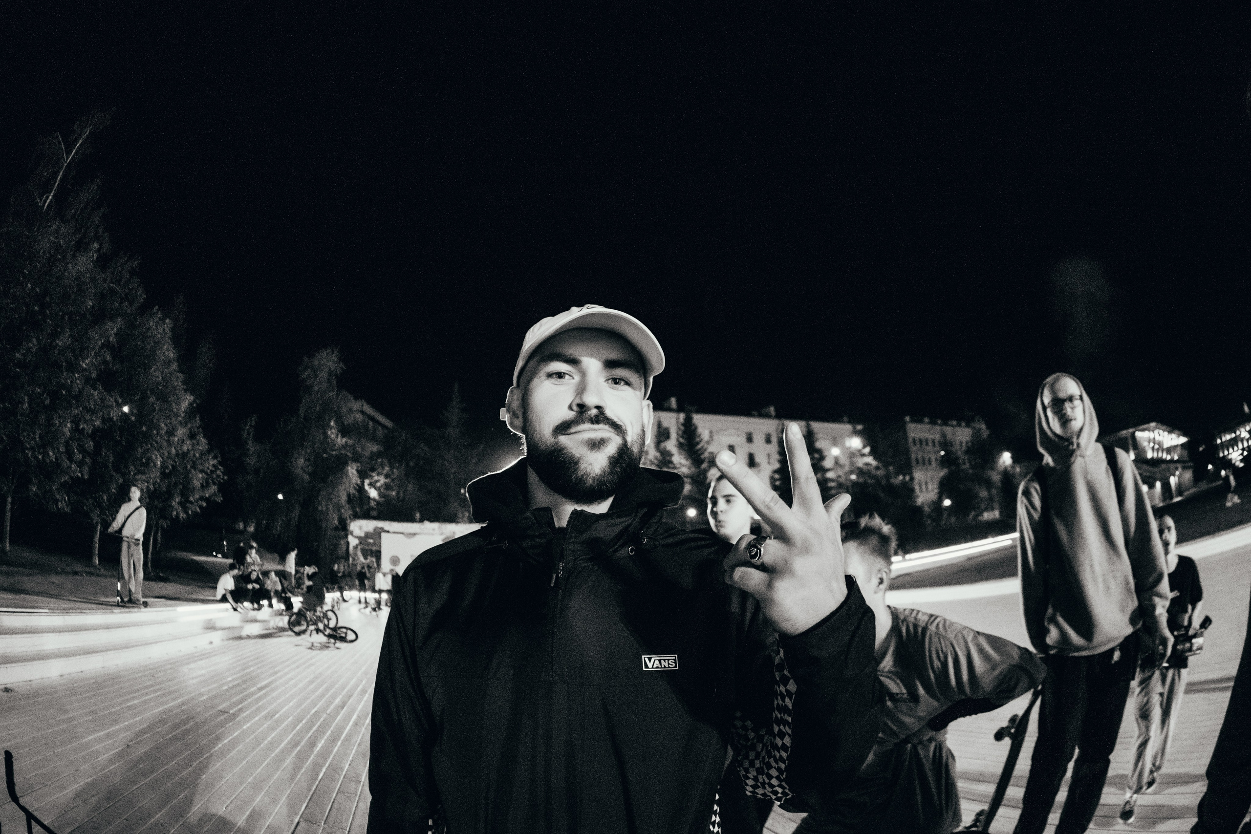 Night ride. Главная