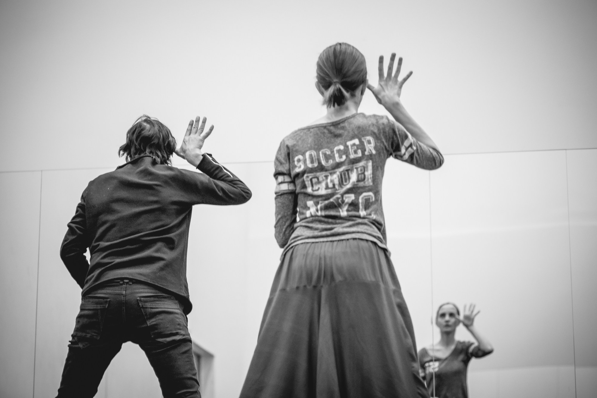 Портреты и истории