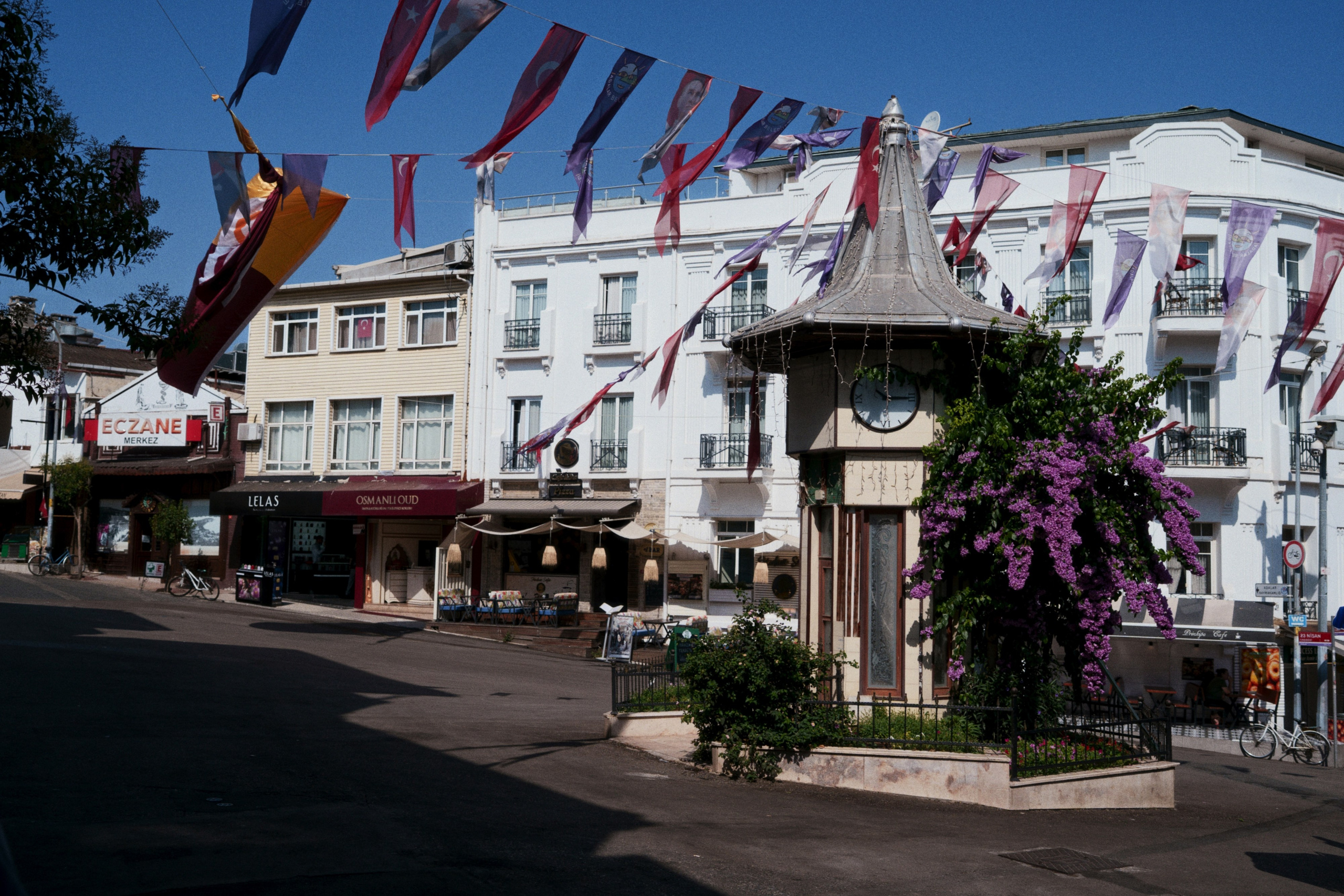Büyükada х Heybeliada, Istanbul / Türkey SS25. Фотограф Юрин Евгений