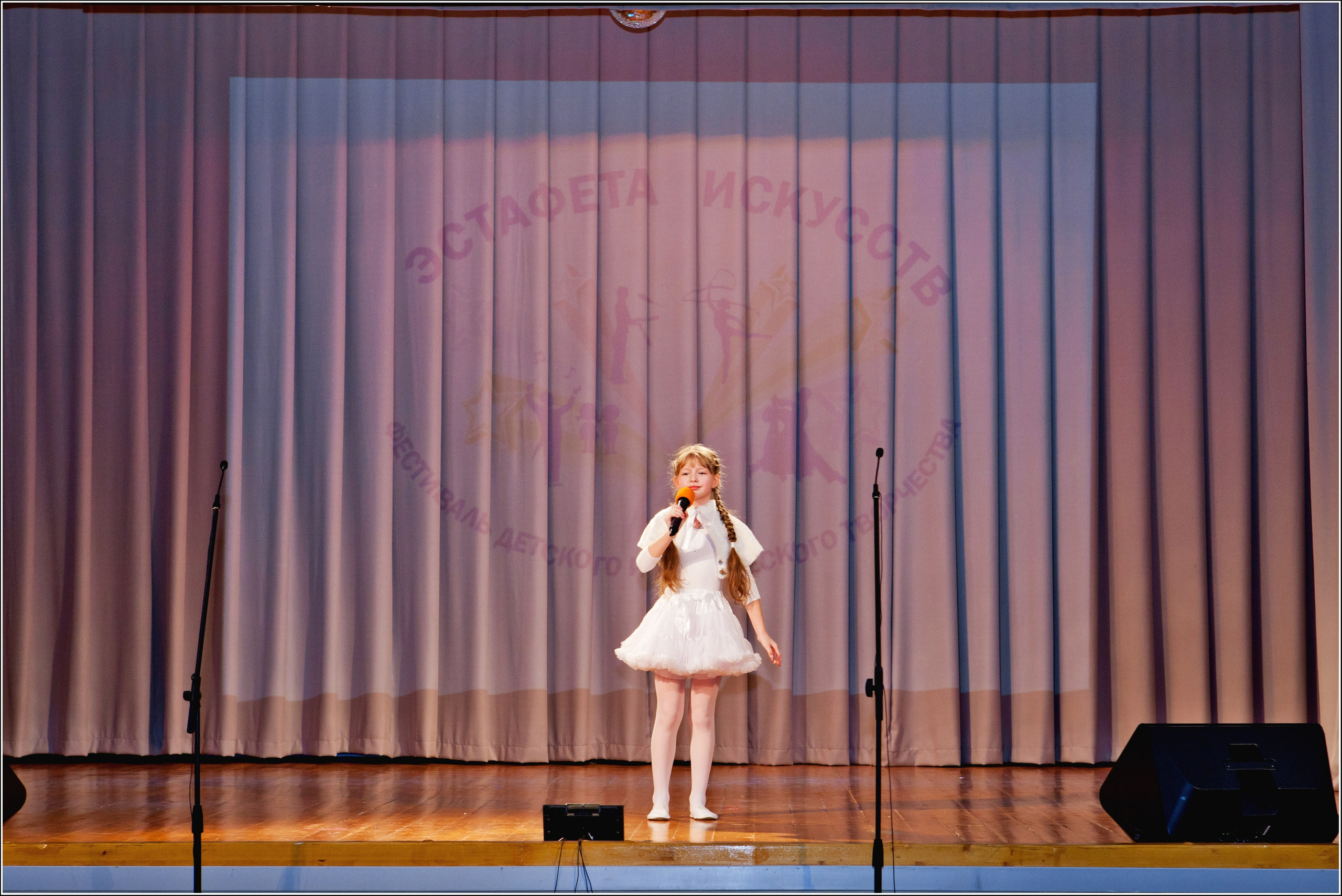 Эстрадный ансамблю Дежавю Эстафета Искусств. Фото и видео Москва, Московский. Свадебный фотограф, видеограф, фотосессии, видеосъемка