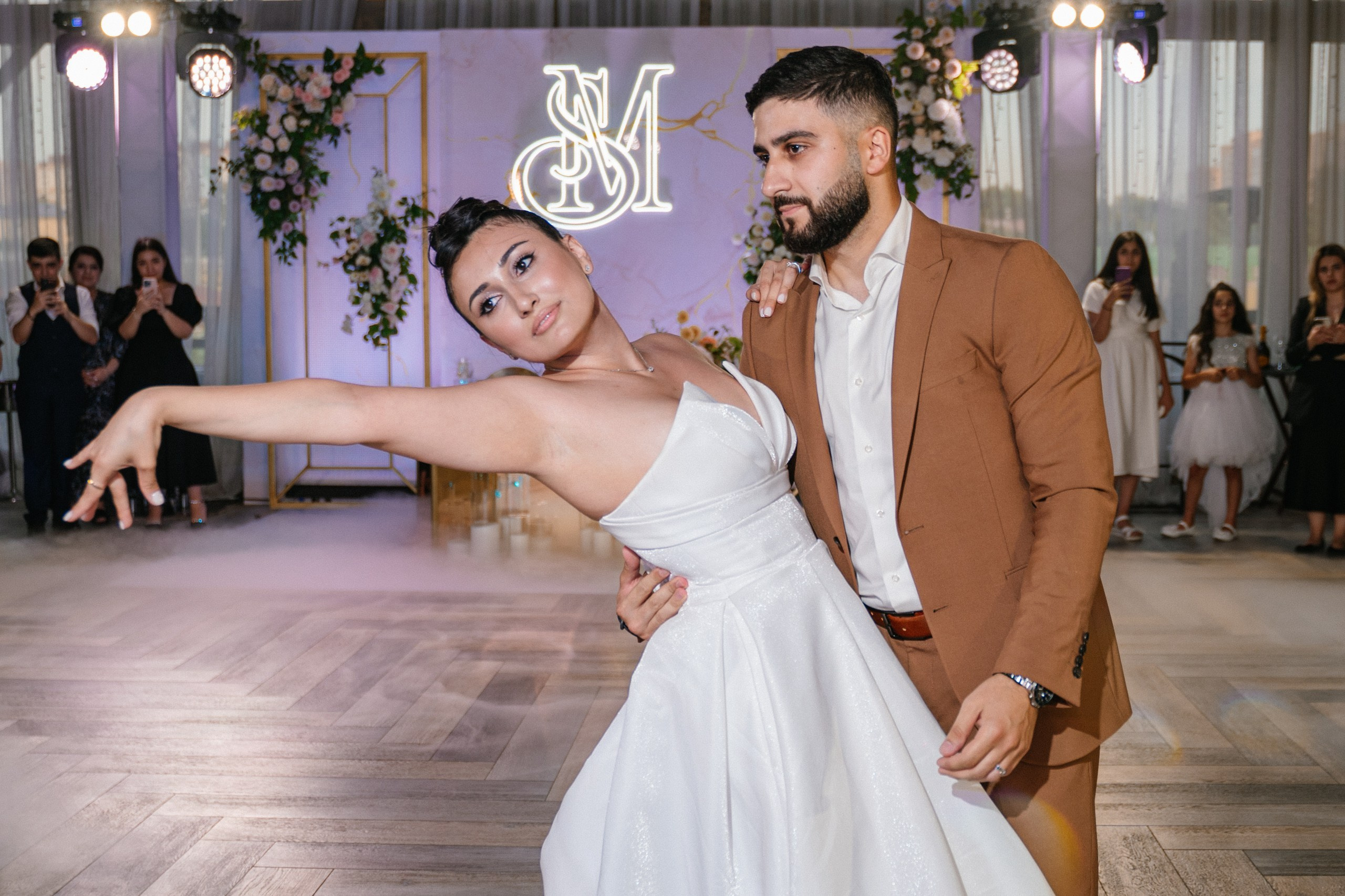 Армянская свадьба в ресторане усадьбы Видная. Kirillova Studio — мастерская декора и событий Юли Кирилловой